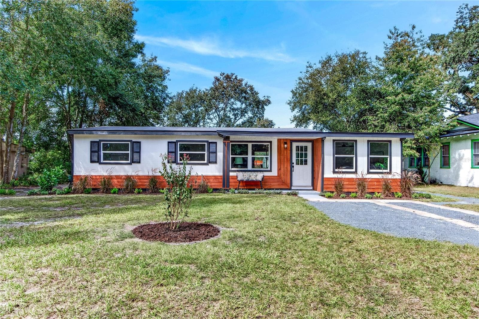 Single Family Residence at 2426 S LAUREL AVE, SANFORD, photo 38 of 39