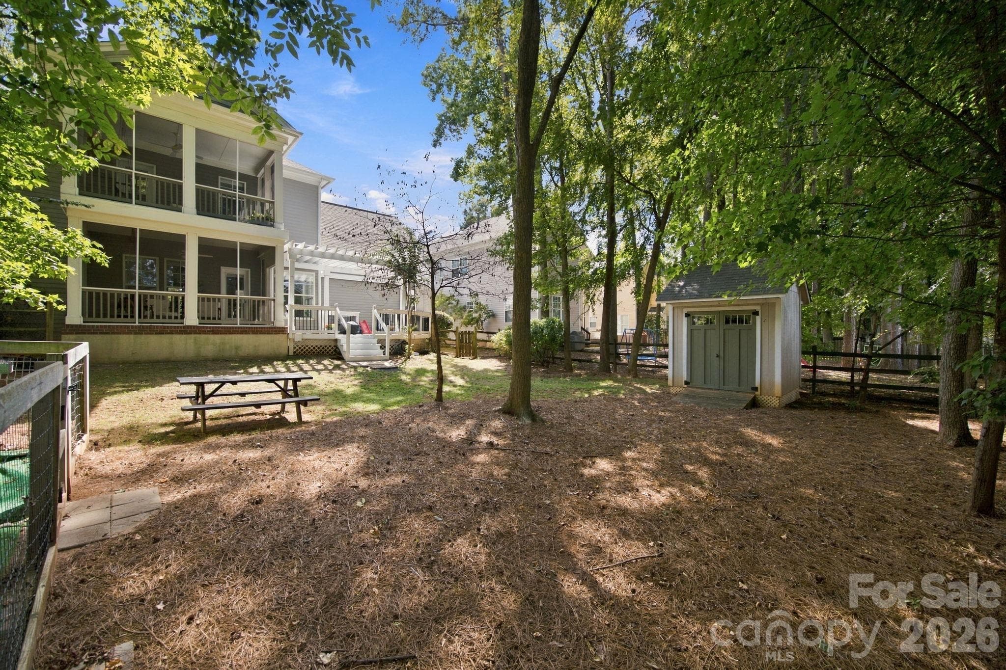 Single Family Residence at 16101 Kelly Park Circle, Huntersville, photo 43 of 46