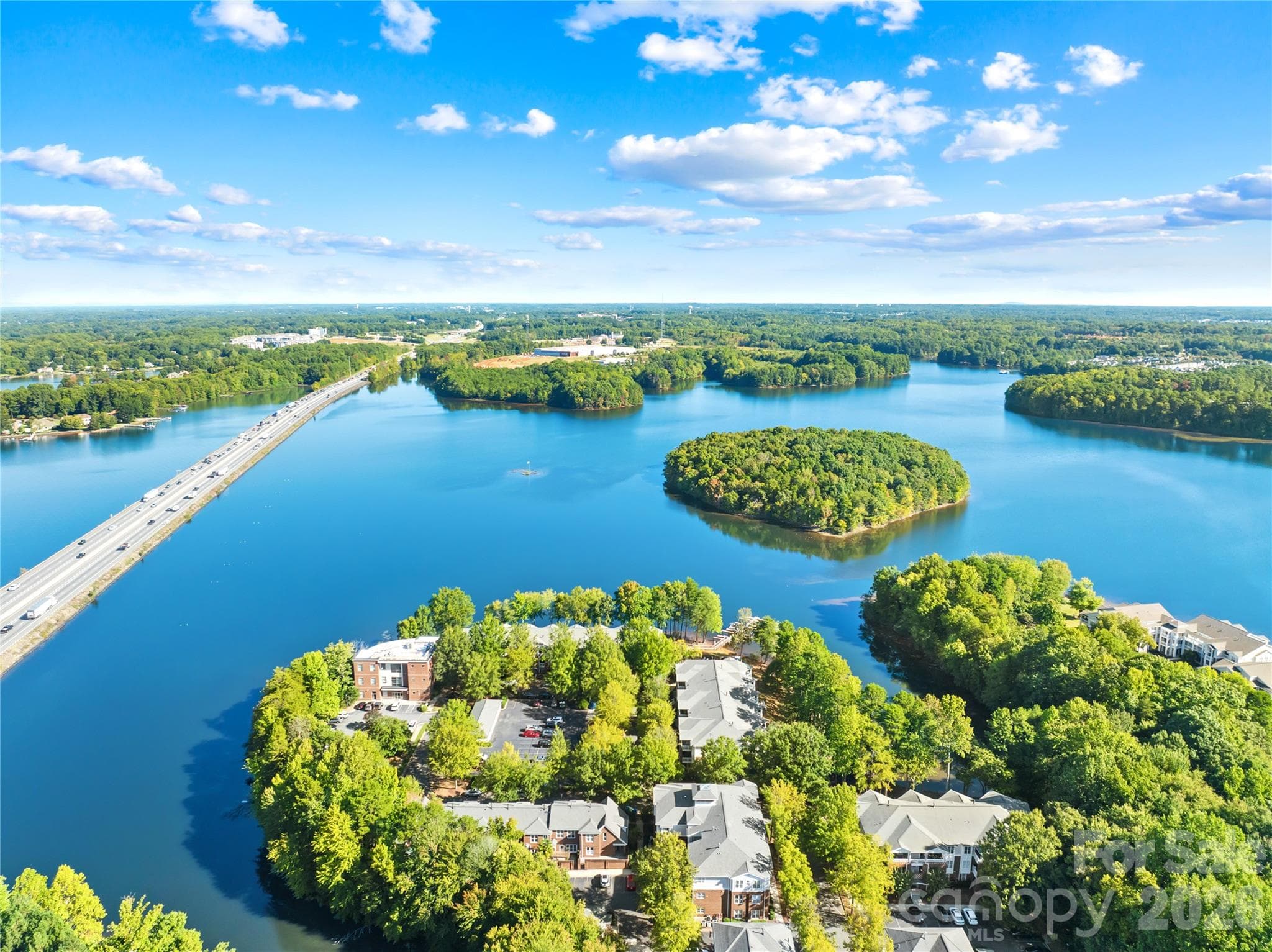 Beautiful Lake Davidson! - 915 Northeast Drive, Davidson