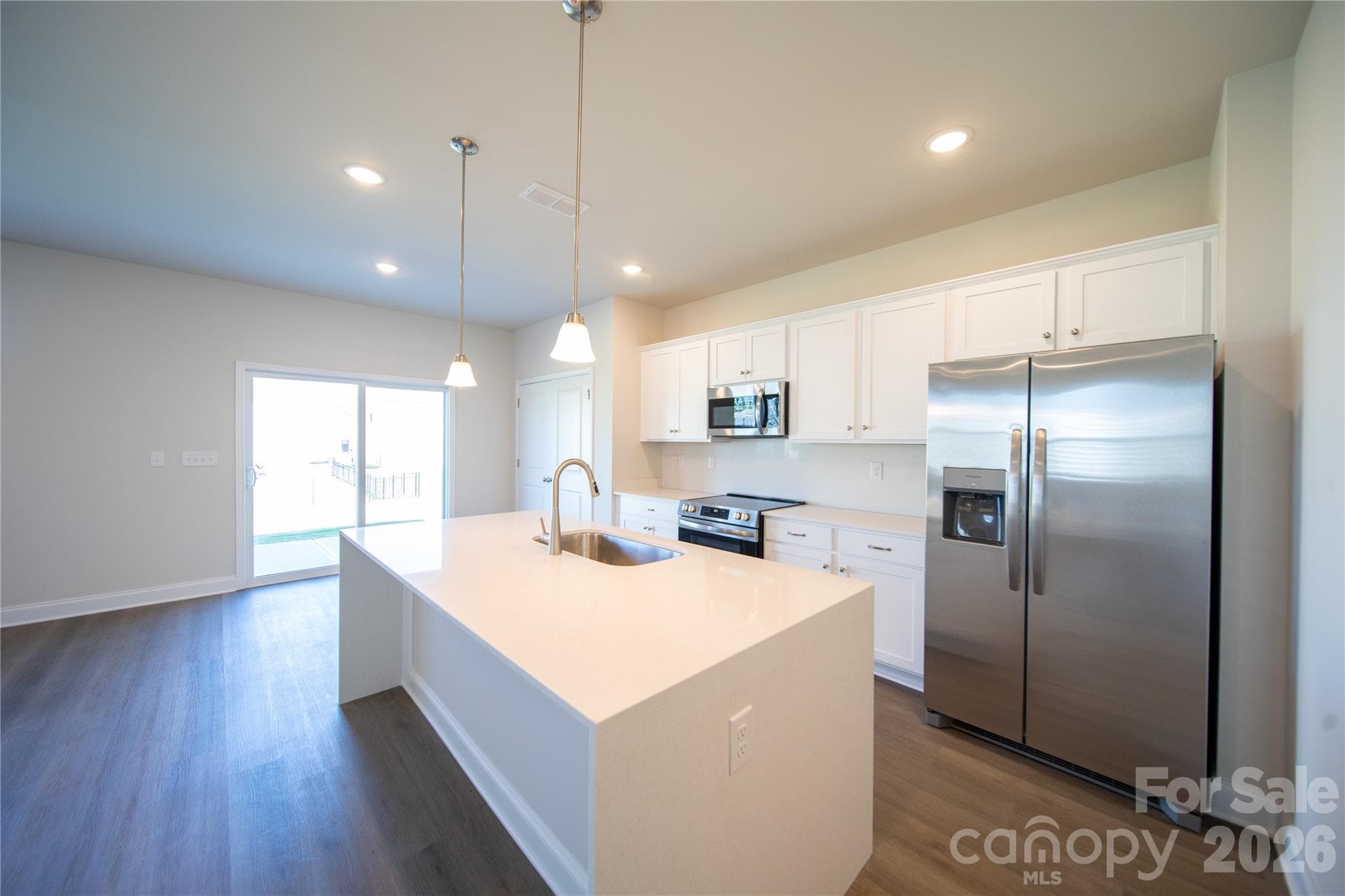 Single Family Residence at 539 Larragan Drive, Denver, photo 7 of 18
