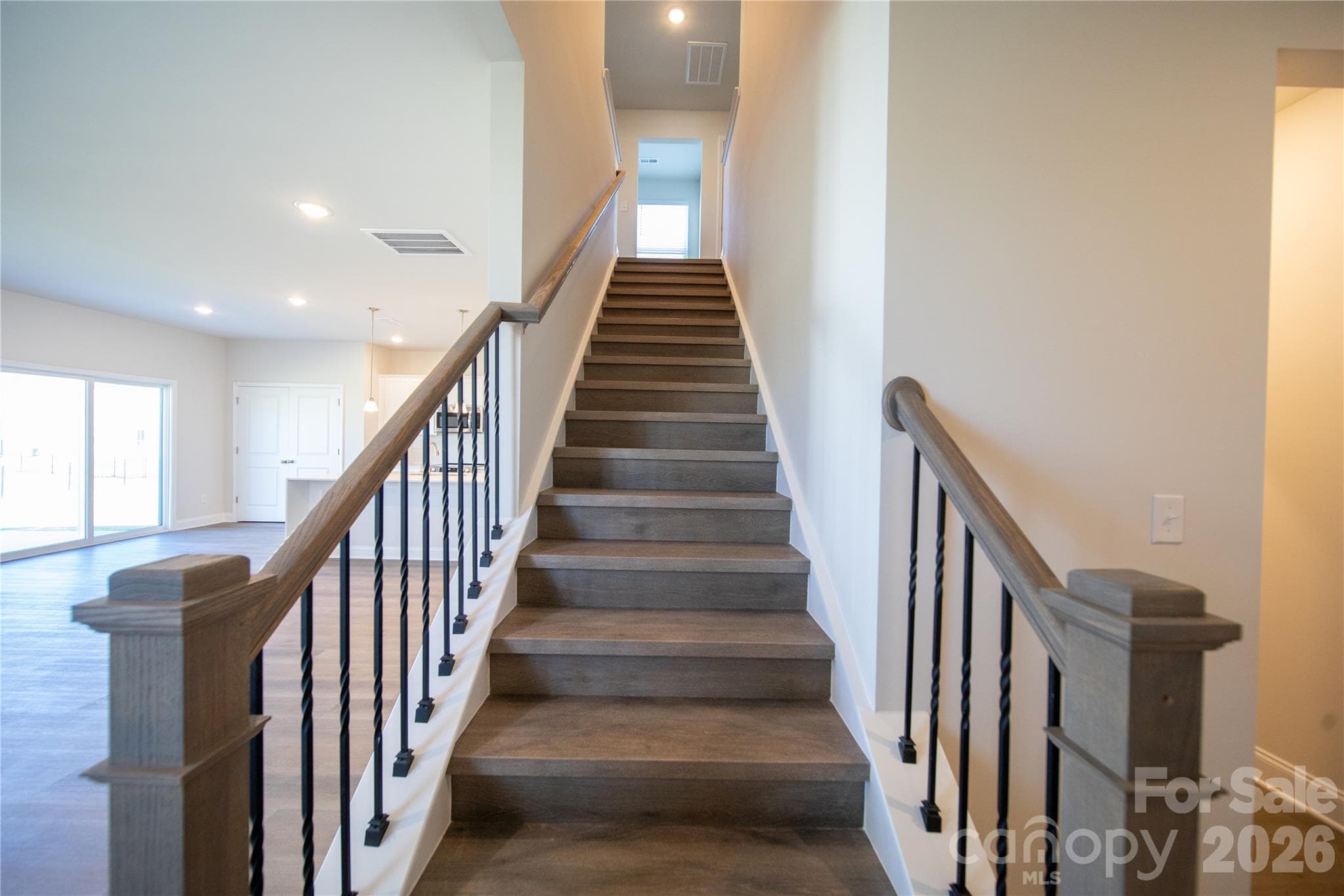 Single Family Residence at 539 Larragan Drive, Denver, photo 14 of 18