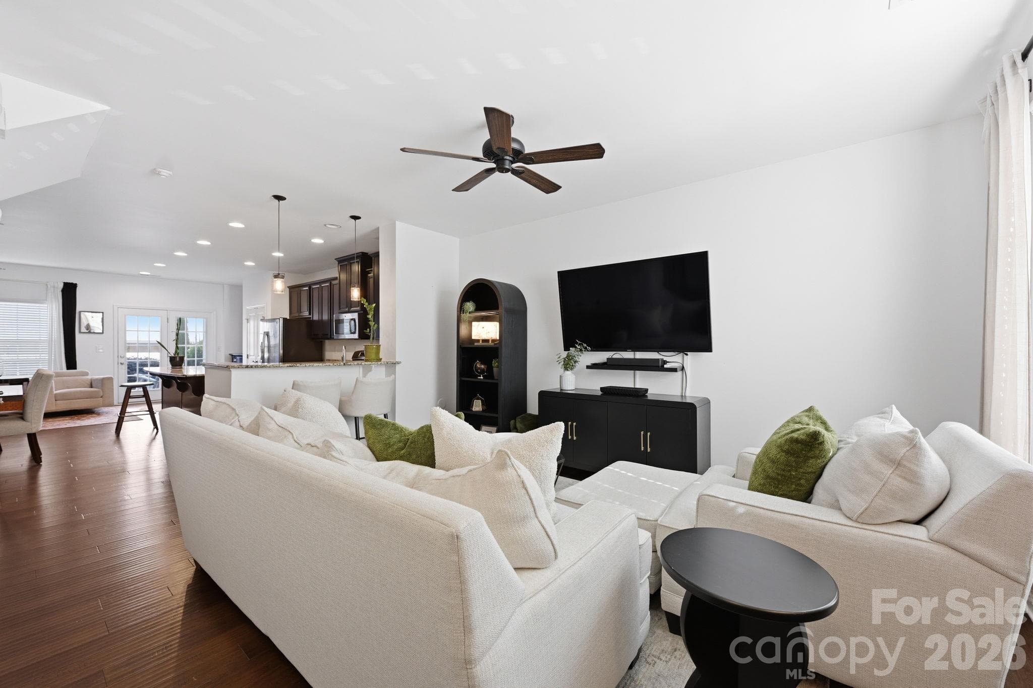 Townhouse at 1353 Jacemans Way, Cornelius, photo 16 of 41