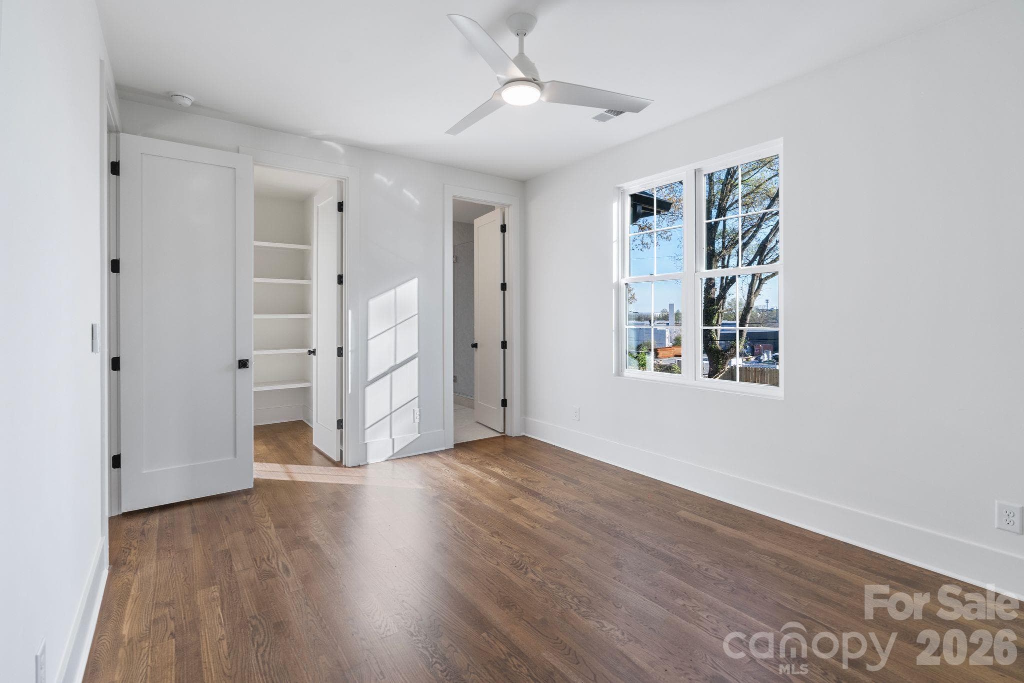 Single Family Residence at 417 Plymouth Avenue, Charlotte, photo 38 of 47