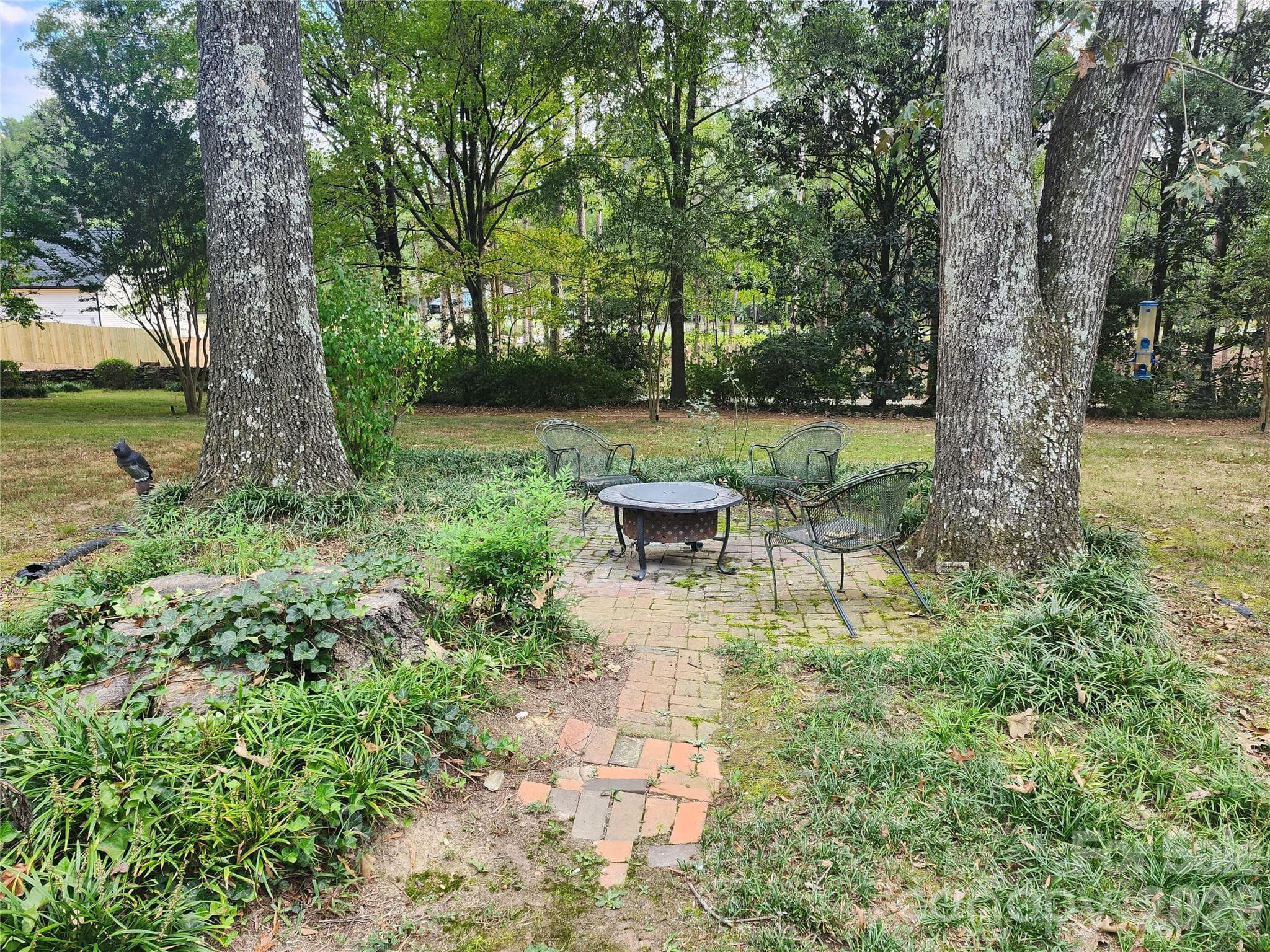brick patio - 2409 Griffith Road, Monroe