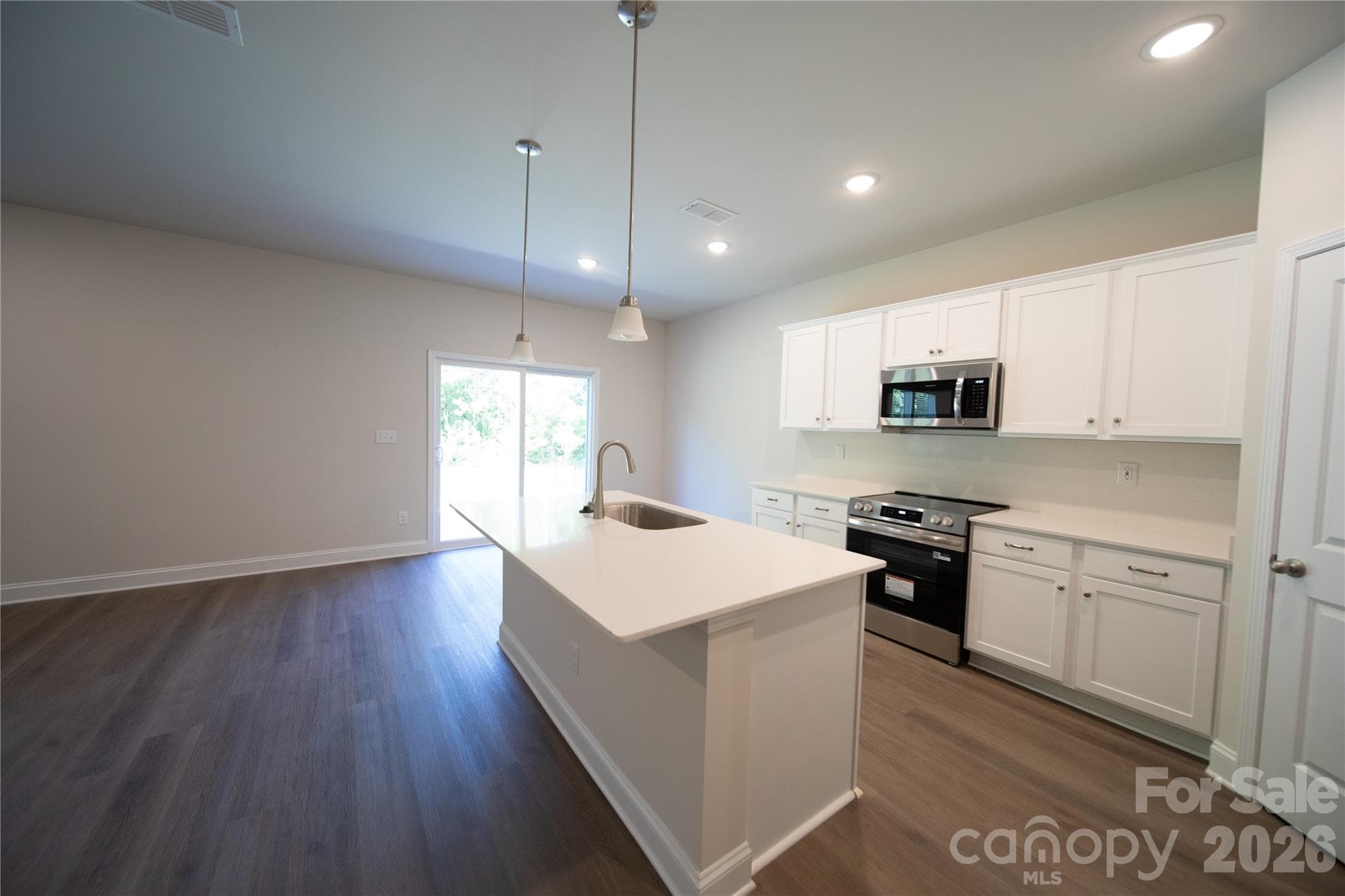 Single Family Residence at 4107 Garrison Grove Lane, Denver, photo 12 of 25