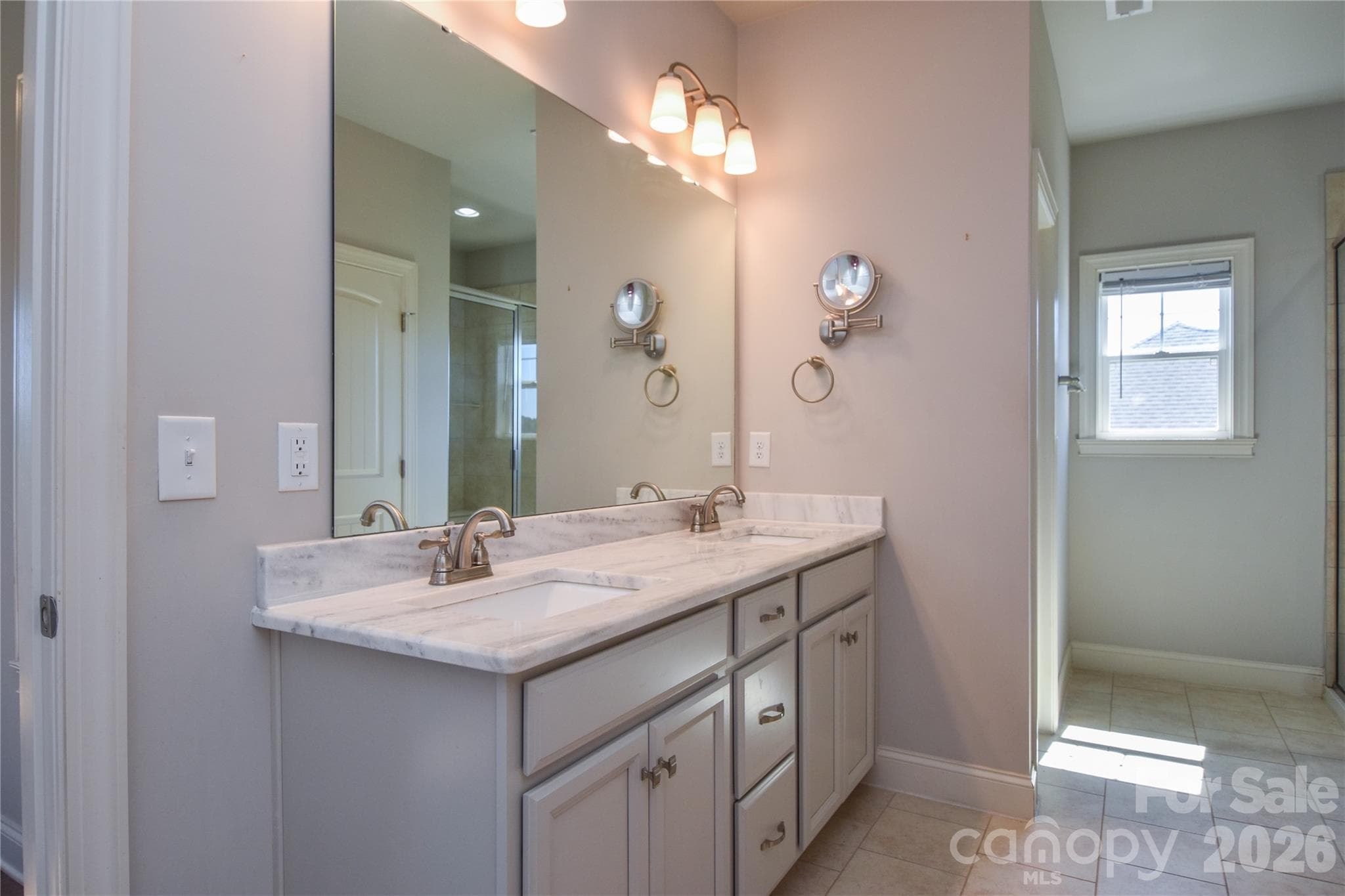 Single Family Residence at 148 Greythorn Drive, Statesville, photo 17 of 46