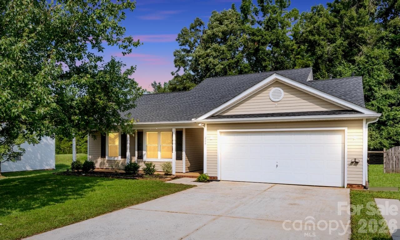 266 Kendra Drive SW