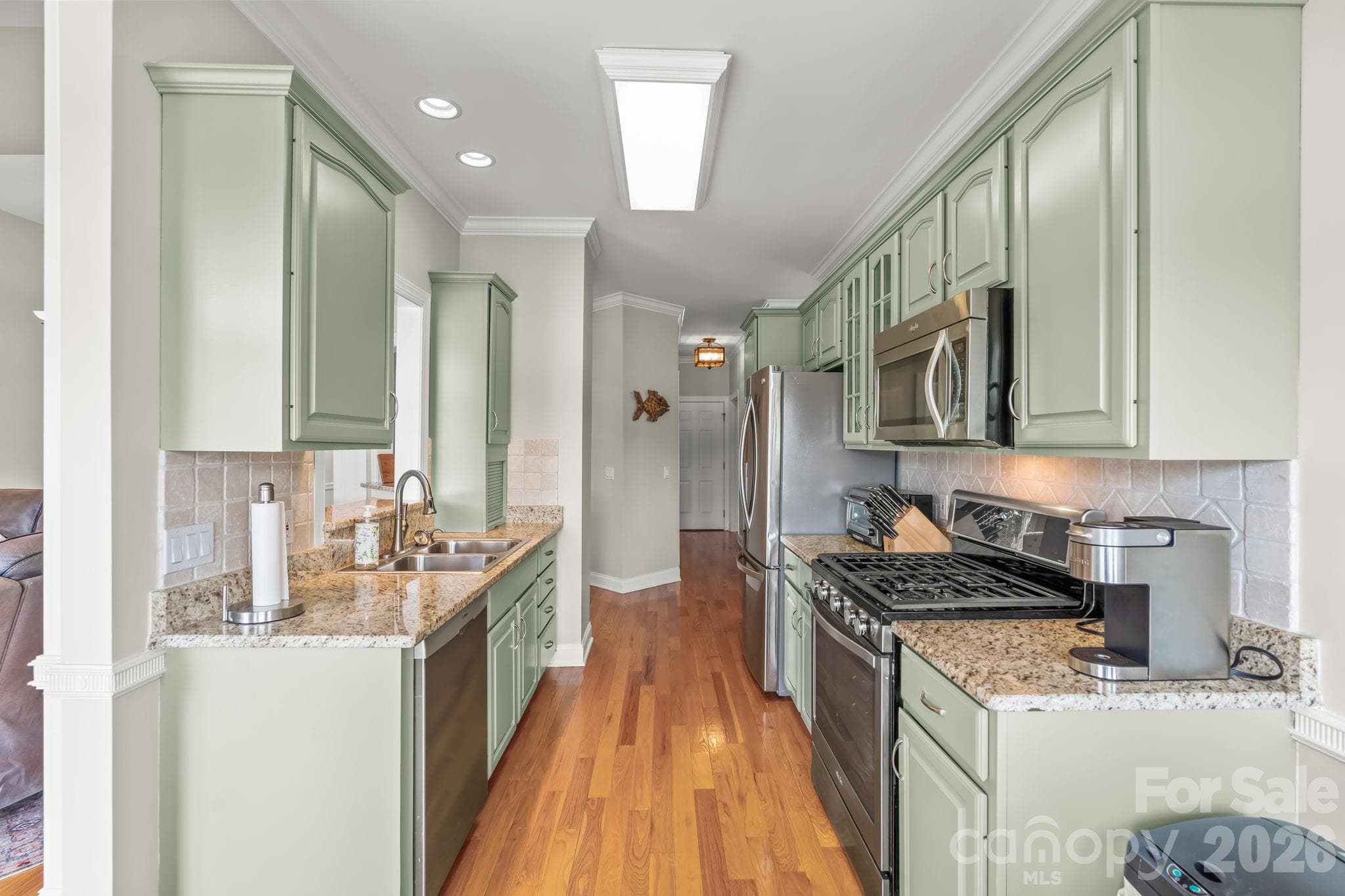 Single Family Residence at 161 Abbotts Court, Lexington, photo 11 of 43