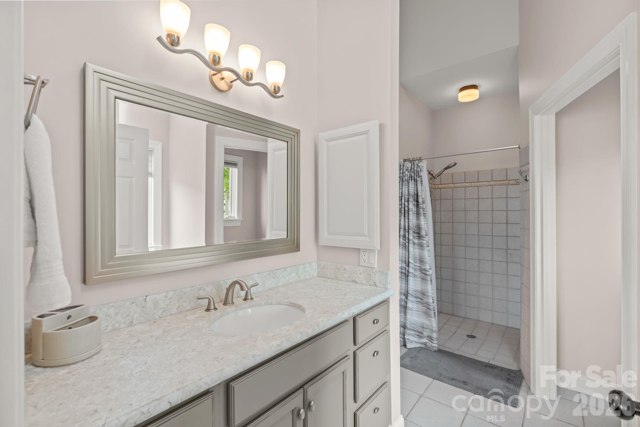 Single Family Residence at 161 Abbotts Court, Lexington, photo 17 of 43