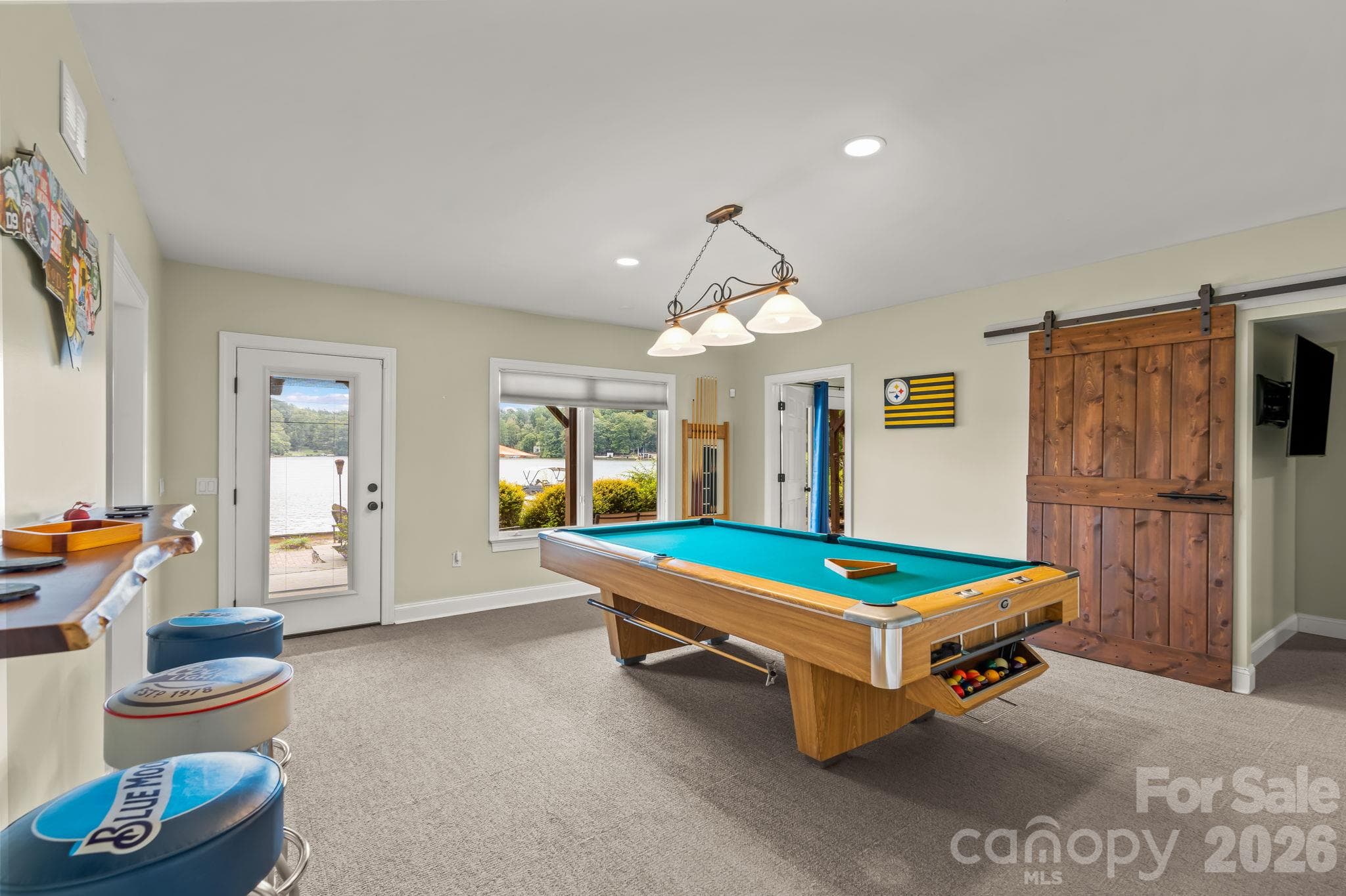 Single Family Residence at 161 Abbotts Court, Lexington, photo 23 of 43