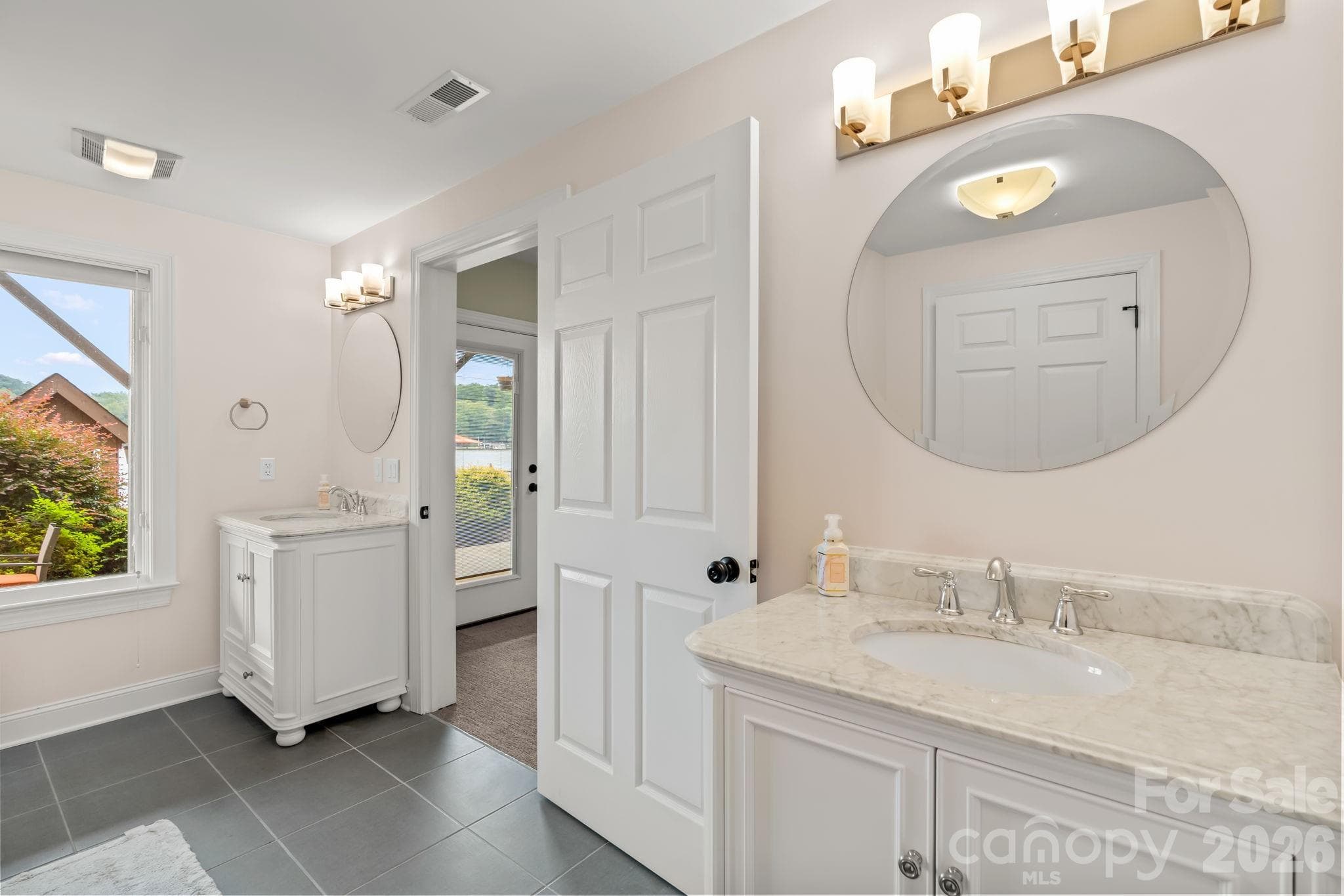 Single Family Residence at 161 Abbotts Court, Lexington, photo 28 of 43