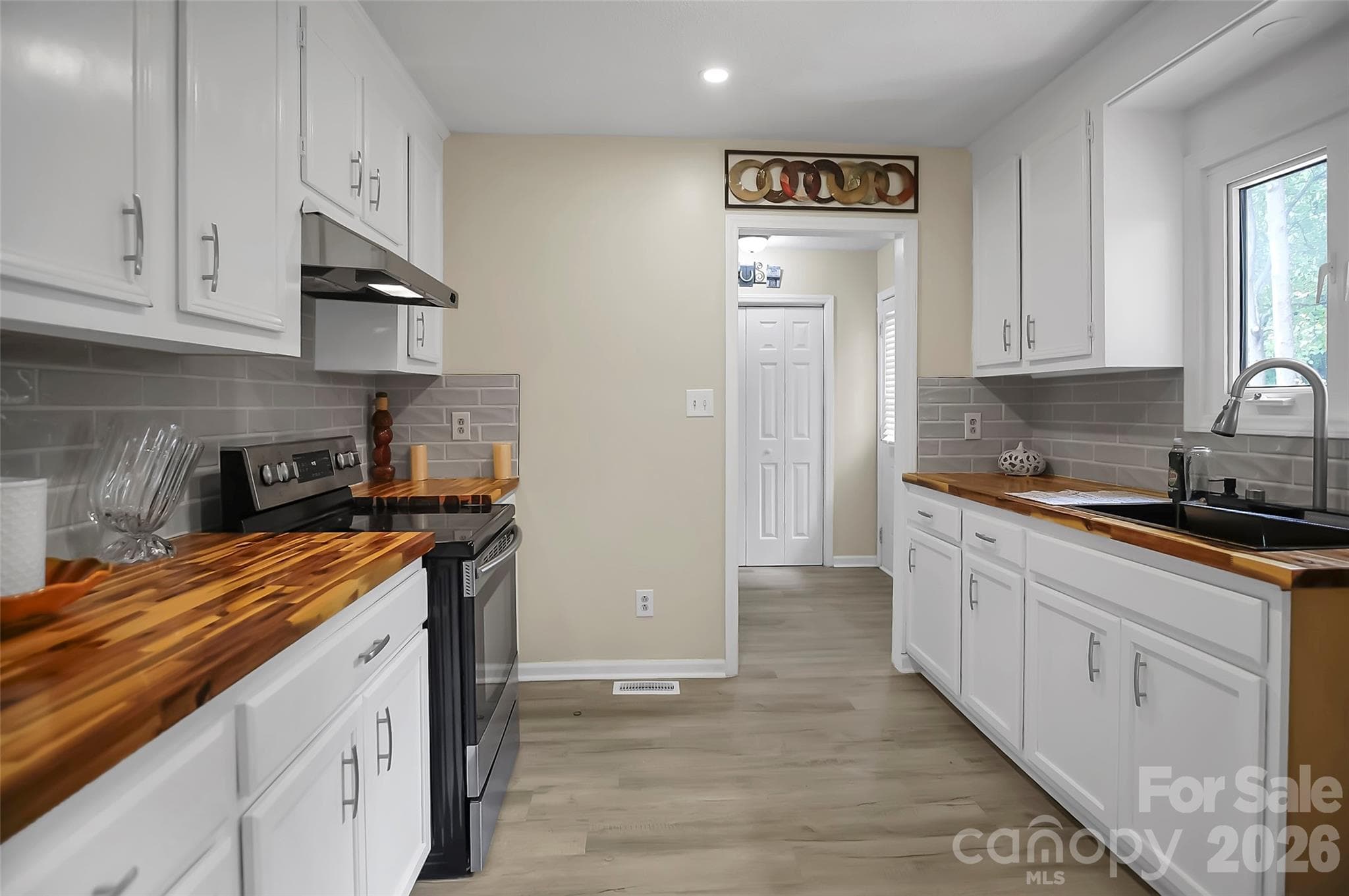 Single Family Residence at 6316 Hill Gates Trail, Cherryville, photo 9 of 35