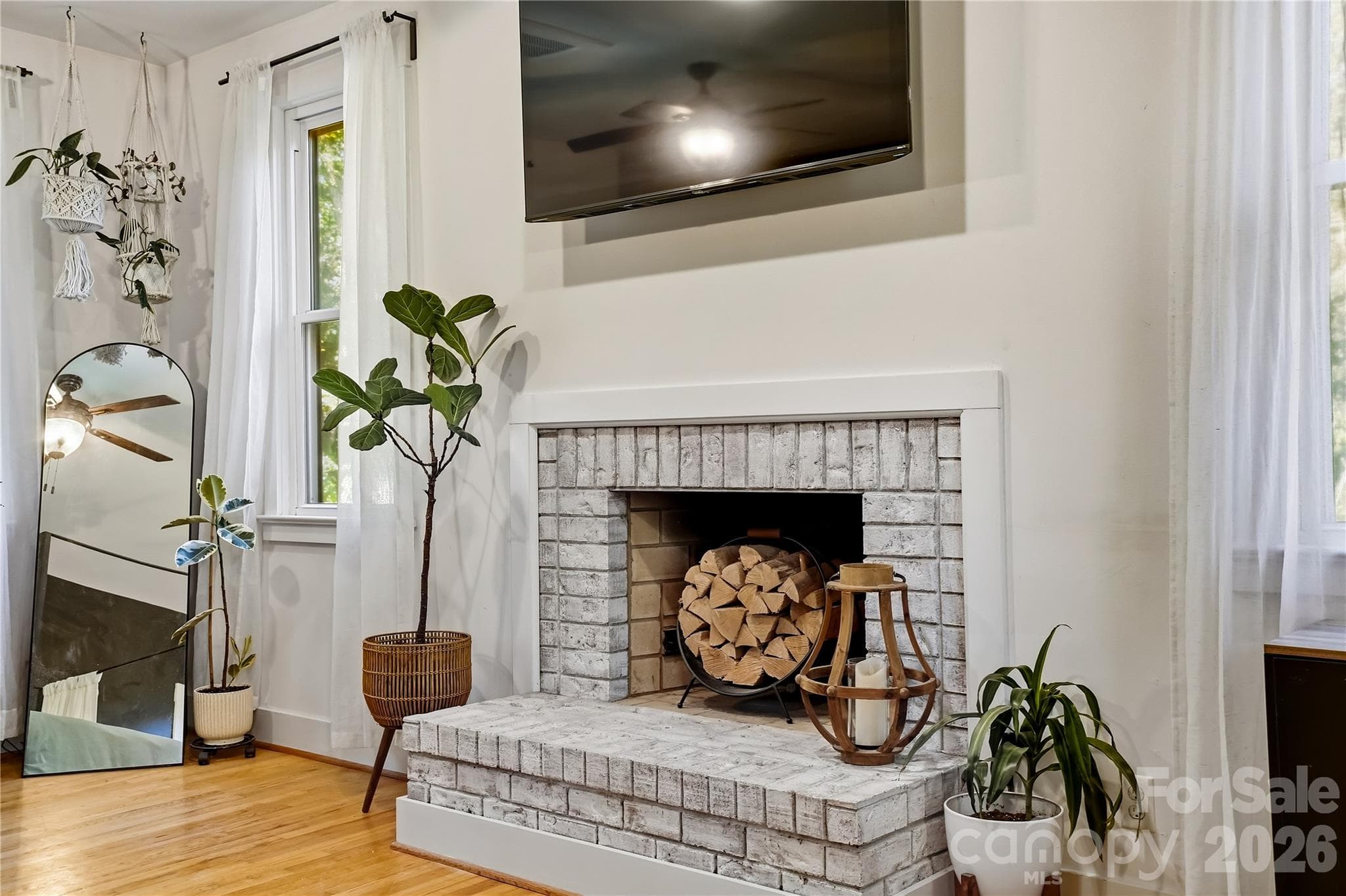 Wood burning Fireplace in Primary - 9560 Harvest Lane, Davidson