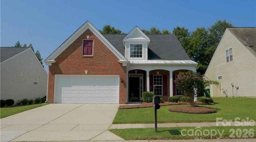 Single Family Residence at 9532 Kestral Ridge Drive, Charlotte, photo 2 of 37
