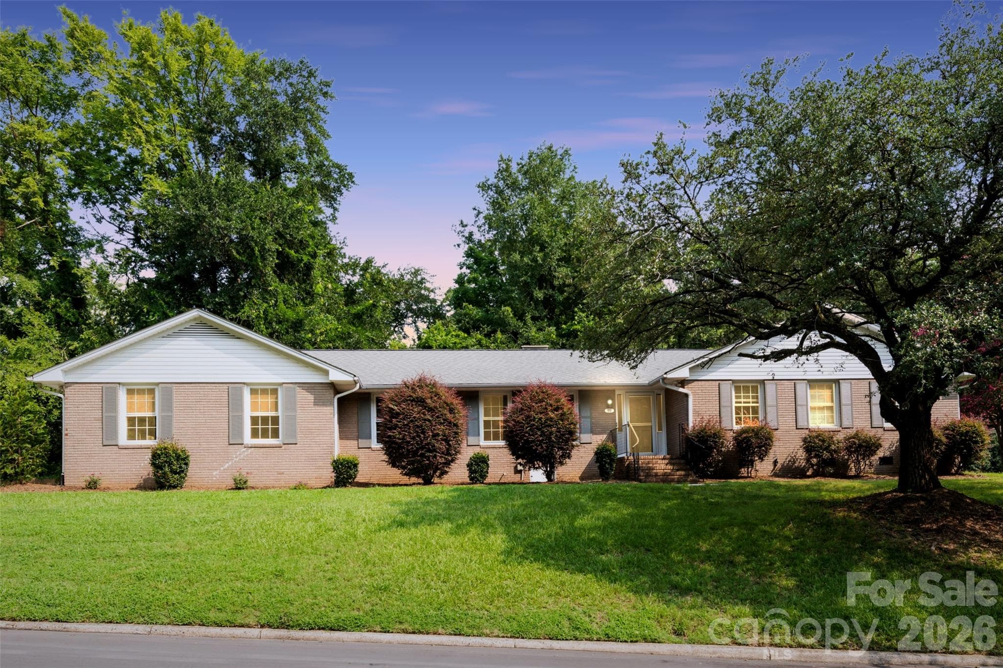 171 Suburban Avenue NE