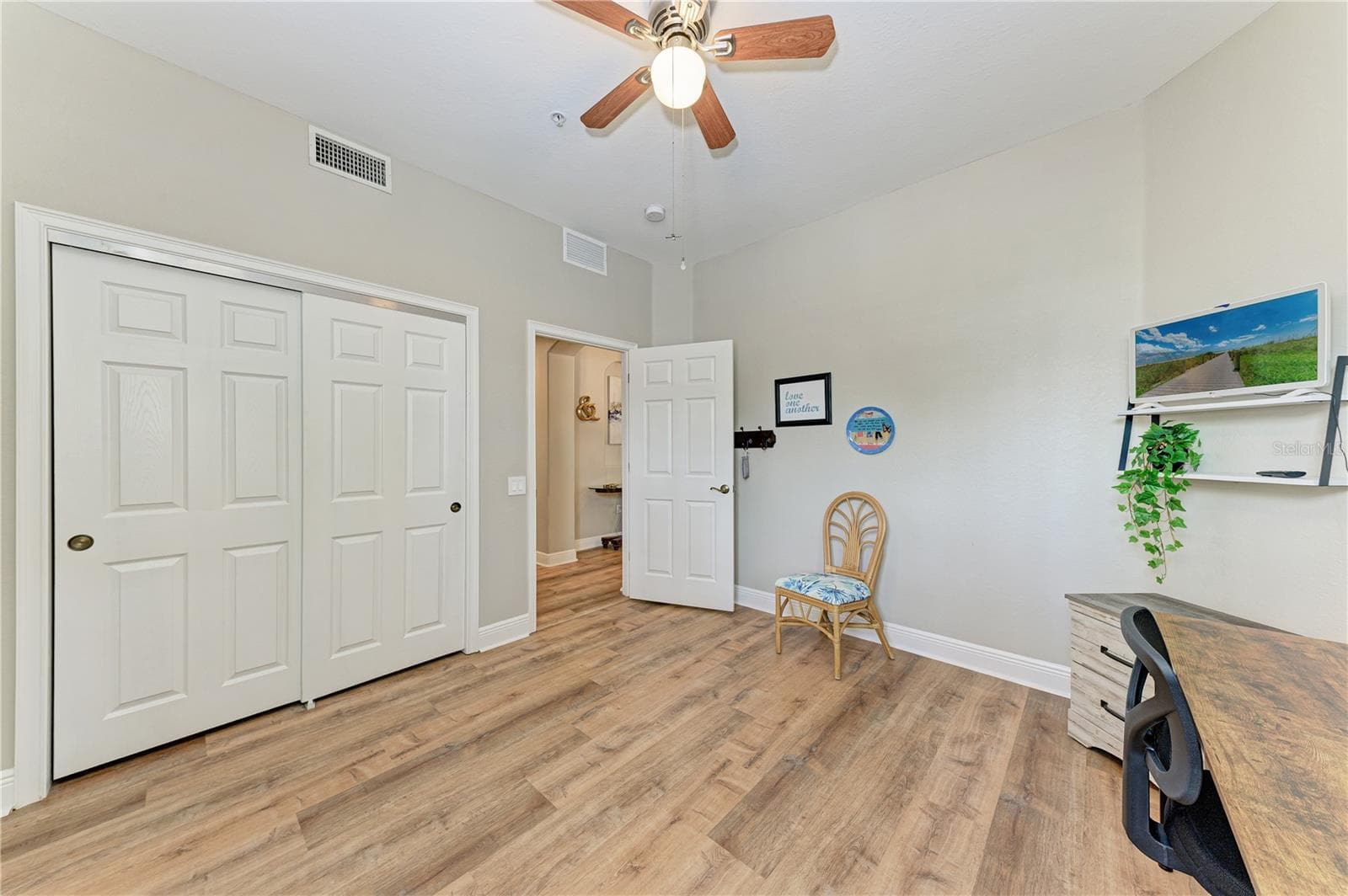 Condominium at 1121 RIVERSCAPE ST #1121, BRADENTON, photo 11 of 28