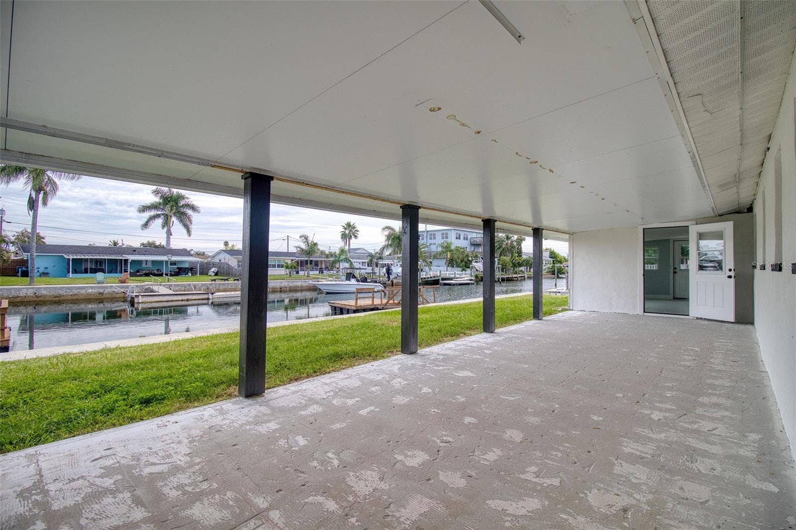 rear patio for entertaining - 13812 MATTIX AVE, HUDSON