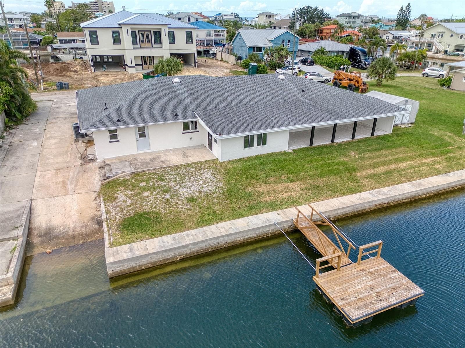 Private boat ramp and 2 floating dock - 13812 MATTIX AVE, HUDSON