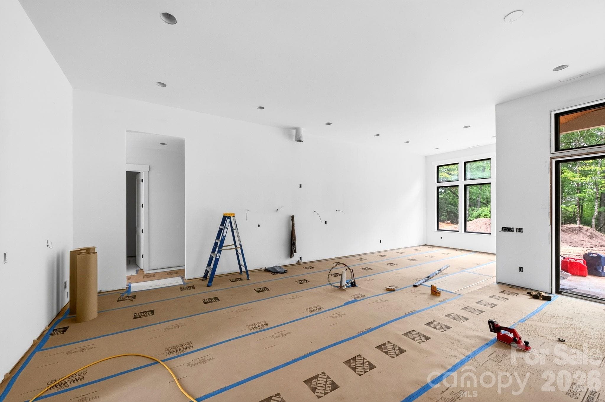 Single Family Residence at 113 Stonefly Drive, Horse Shoe, photo 8 of 18