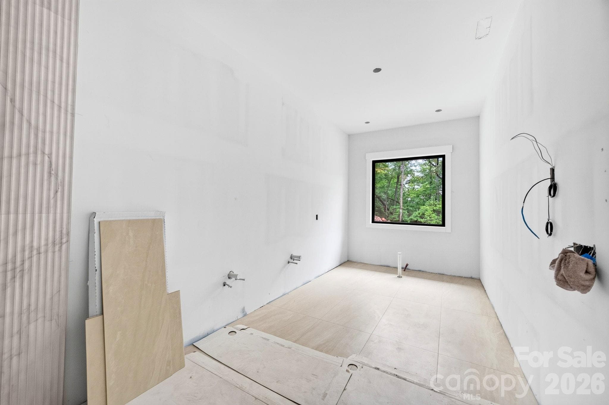 Single Family Residence at 113 Stonefly Drive, Horse Shoe, photo 12 of 18