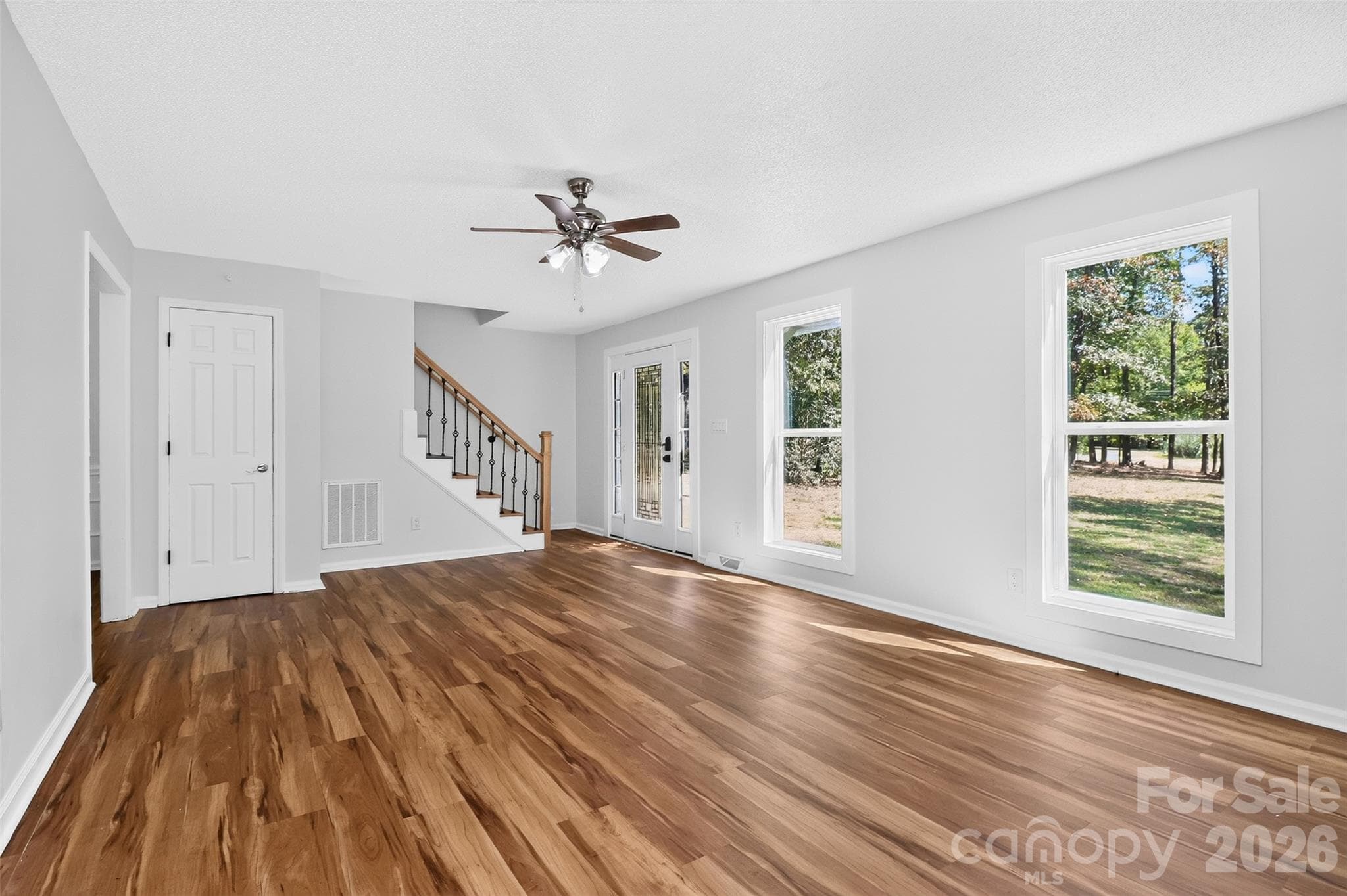 Single Family Residence at 4208 Waxhaw Indian Trail Road, Indian Trail, photo 8 of 30