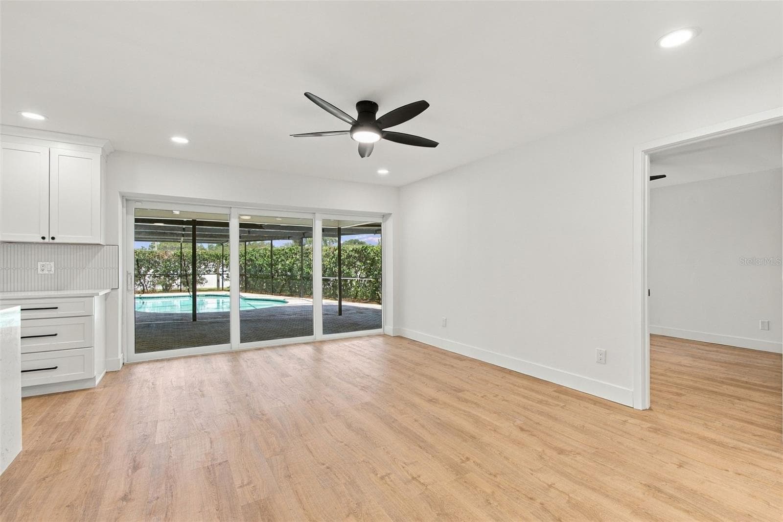 Single Family Residence at 2654 AUGUSTA DR N, CLEARWATER, photo 12 of 91