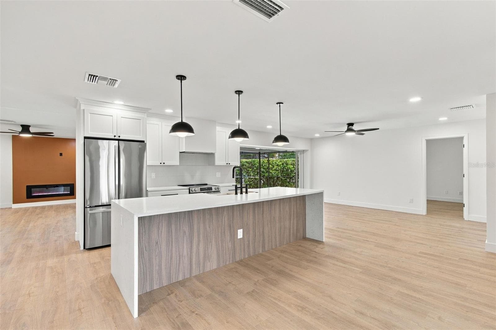 Single Family Residence at 2654 AUGUSTA DR N, CLEARWATER, photo 20 of 91