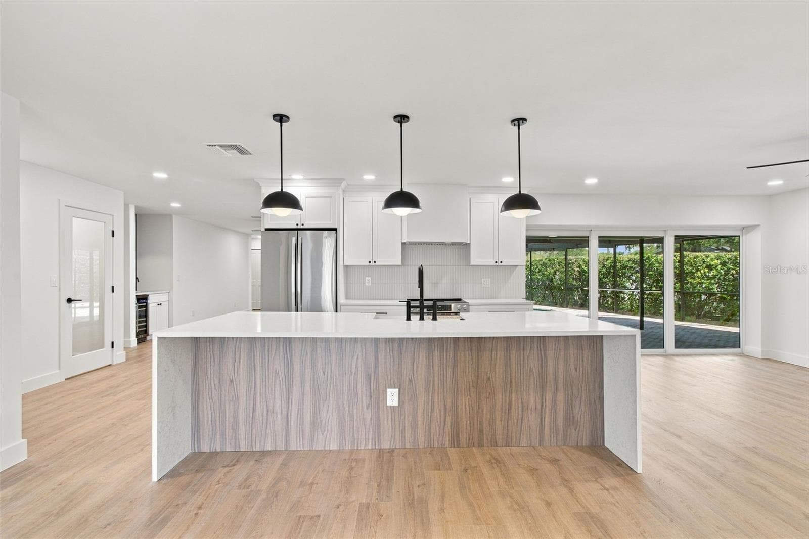 Single Family Residence at 2654 AUGUSTA DR N, CLEARWATER, photo 23 of 91