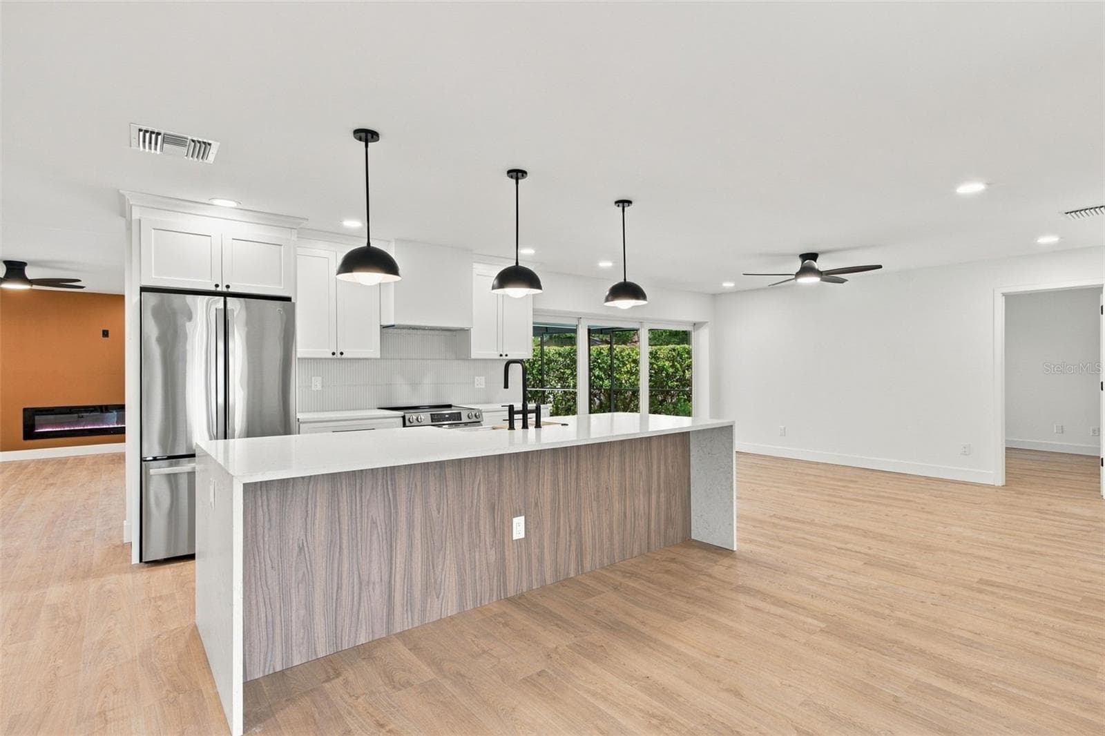 Single Family Residence at 2654 AUGUSTA DR N, CLEARWATER, photo 24 of 91