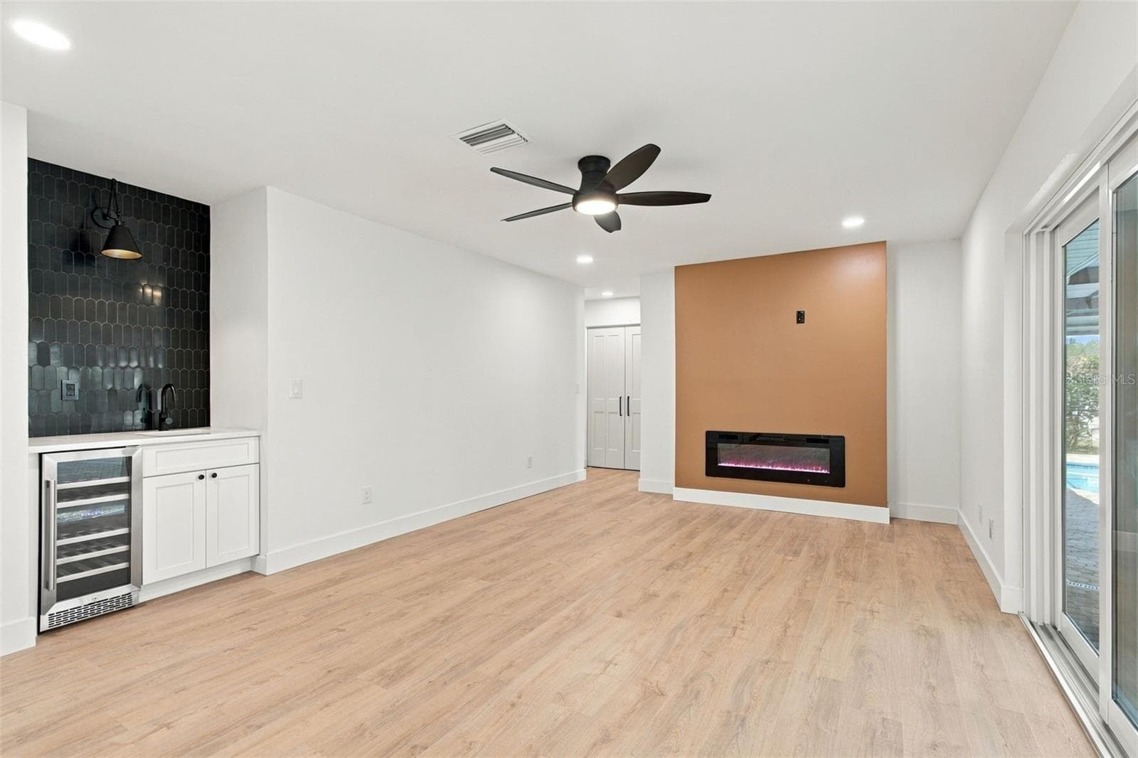 Single Family Residence at 2654 AUGUSTA DR N, CLEARWATER, photo 34 of 91