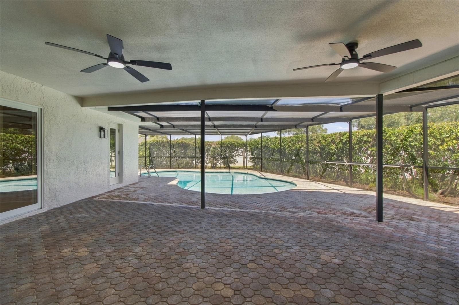Single Family Residence at 2654 AUGUSTA DR N, CLEARWATER, photo 75 of 91