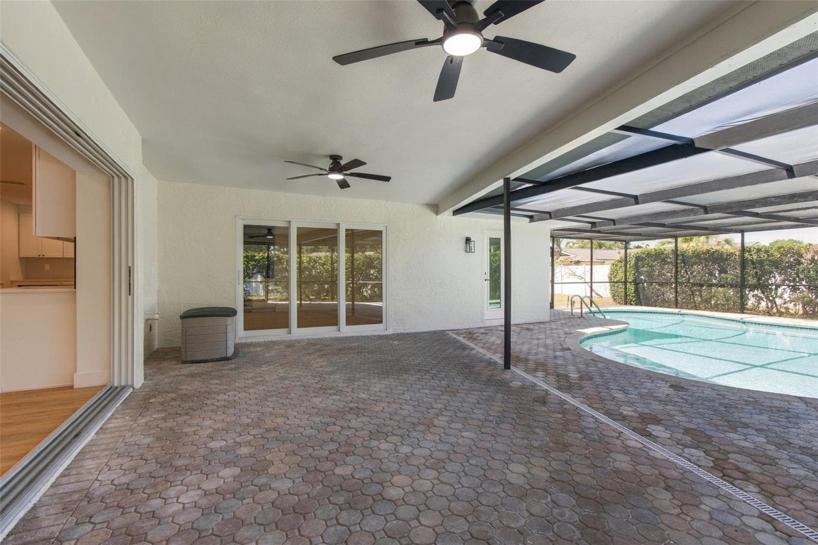 Single Family Residence at 2654 AUGUSTA DR N, CLEARWATER, photo 76 of 91