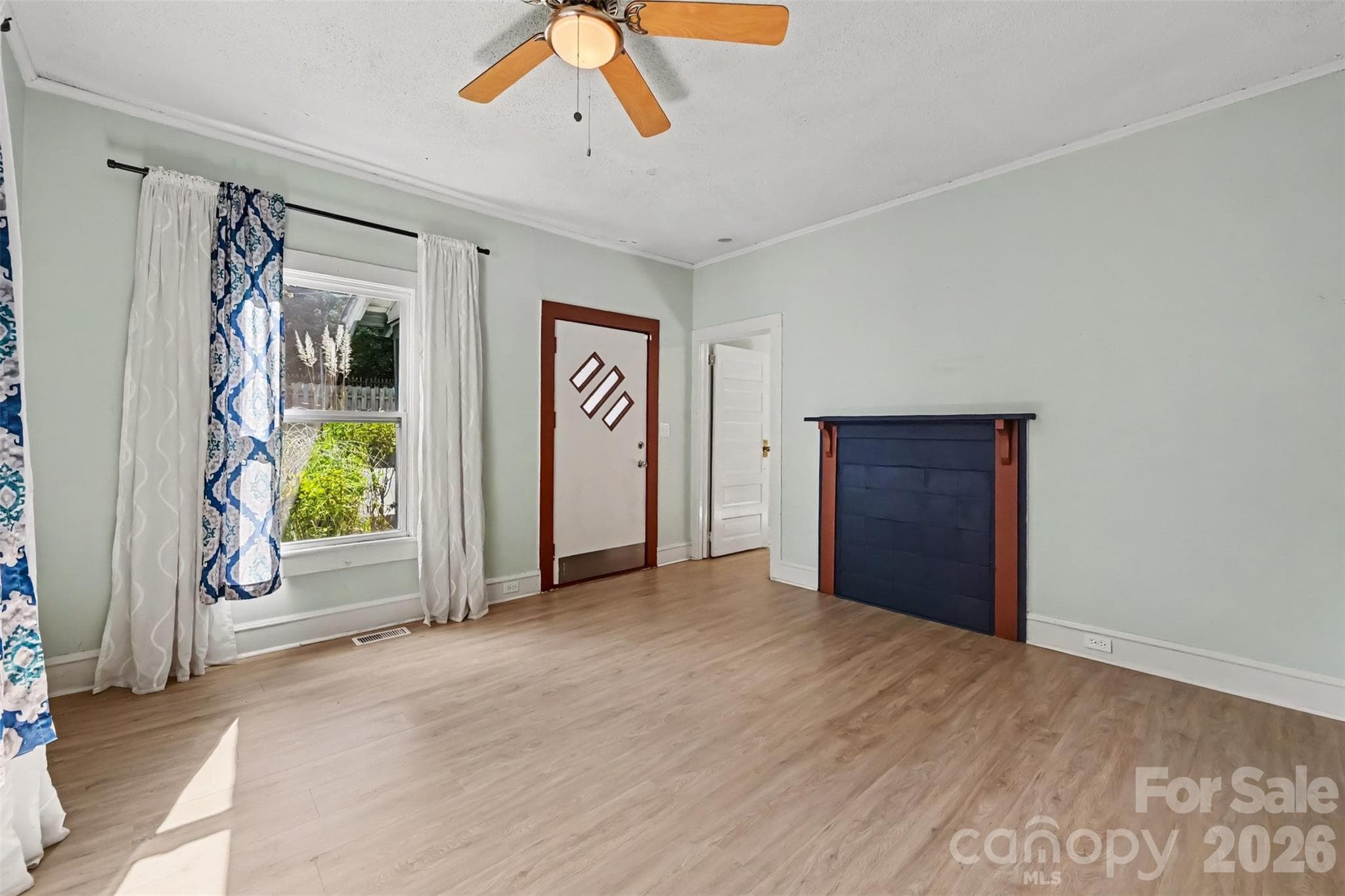 Single Family Residence at 607 S Harding Avenue, Kannapolis, photo 2 of 33