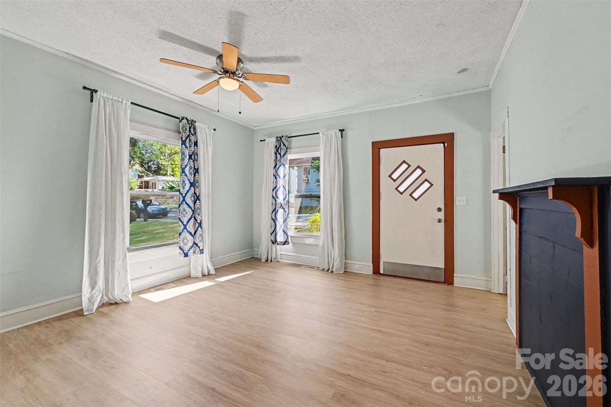 Single Family Residence at 607 S Harding Avenue, Kannapolis, photo 6 of 33
