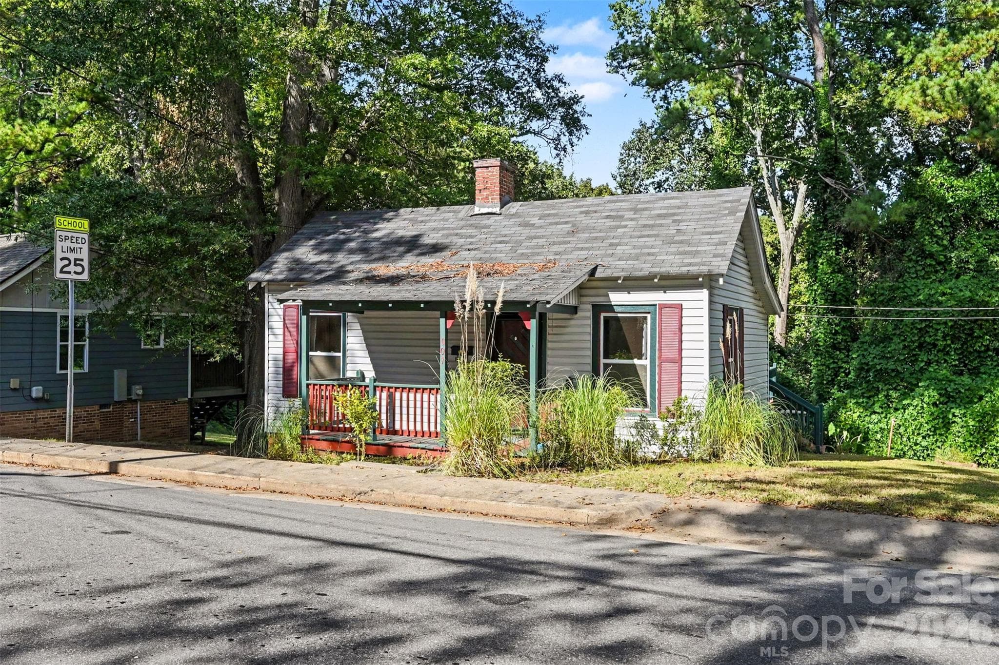 Single Family Residence at 607 S Harding Avenue, Kannapolis, photo 31 of 33
