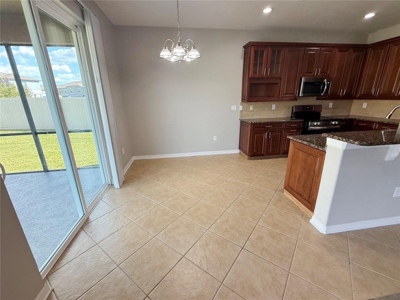 Single Family Residence at 10239 NEWMINSTER LOOP, RUSKIN, photo 9 of 29