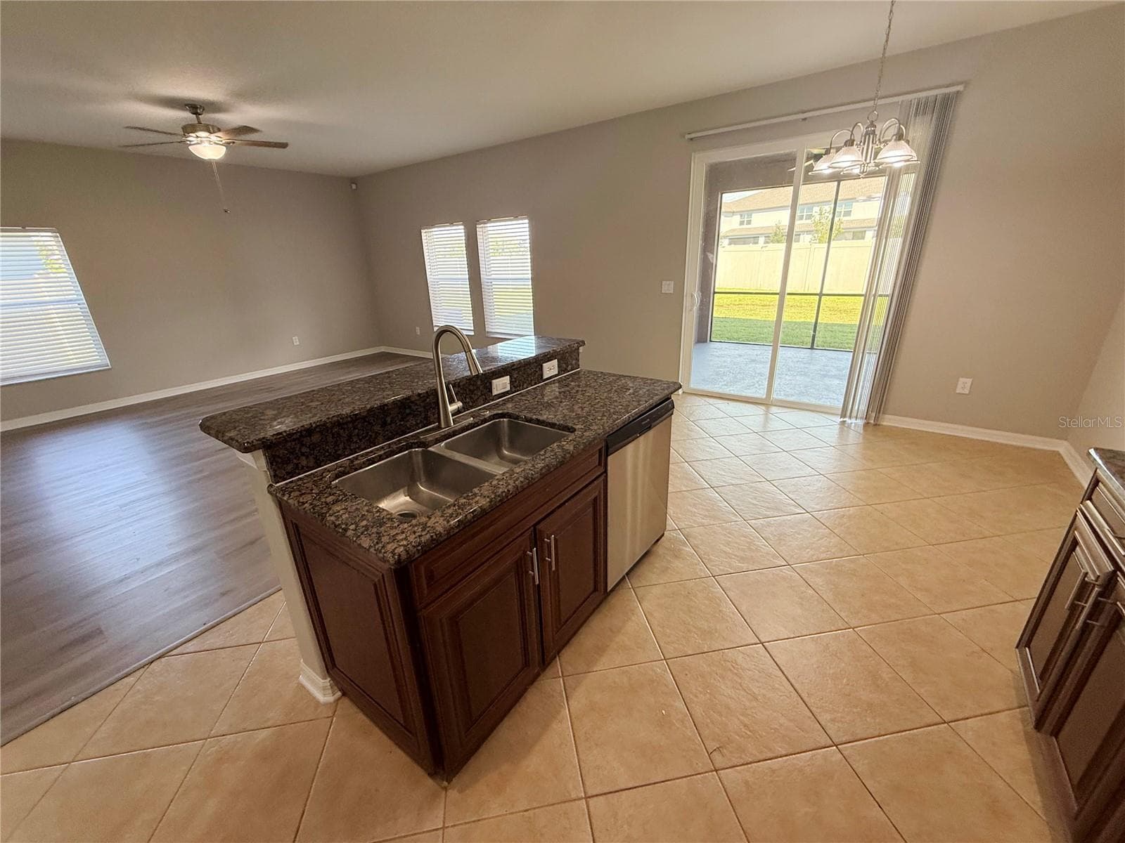 Single Family Residence at 10239 NEWMINSTER LOOP, RUSKIN, photo 12 of 29