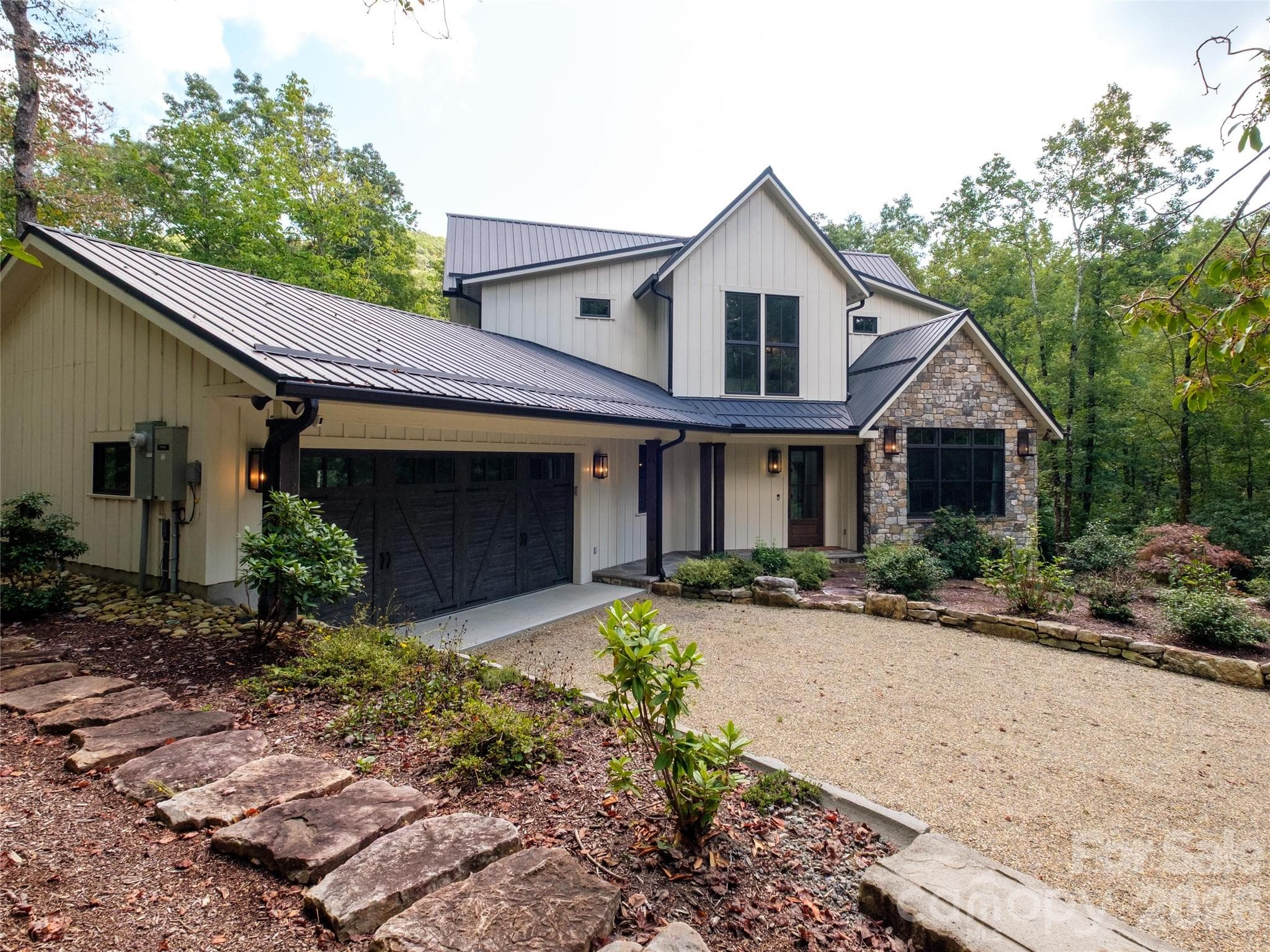 Single Family Residence at 158 Bucks Crossing, Brevard, photo 2 of 42