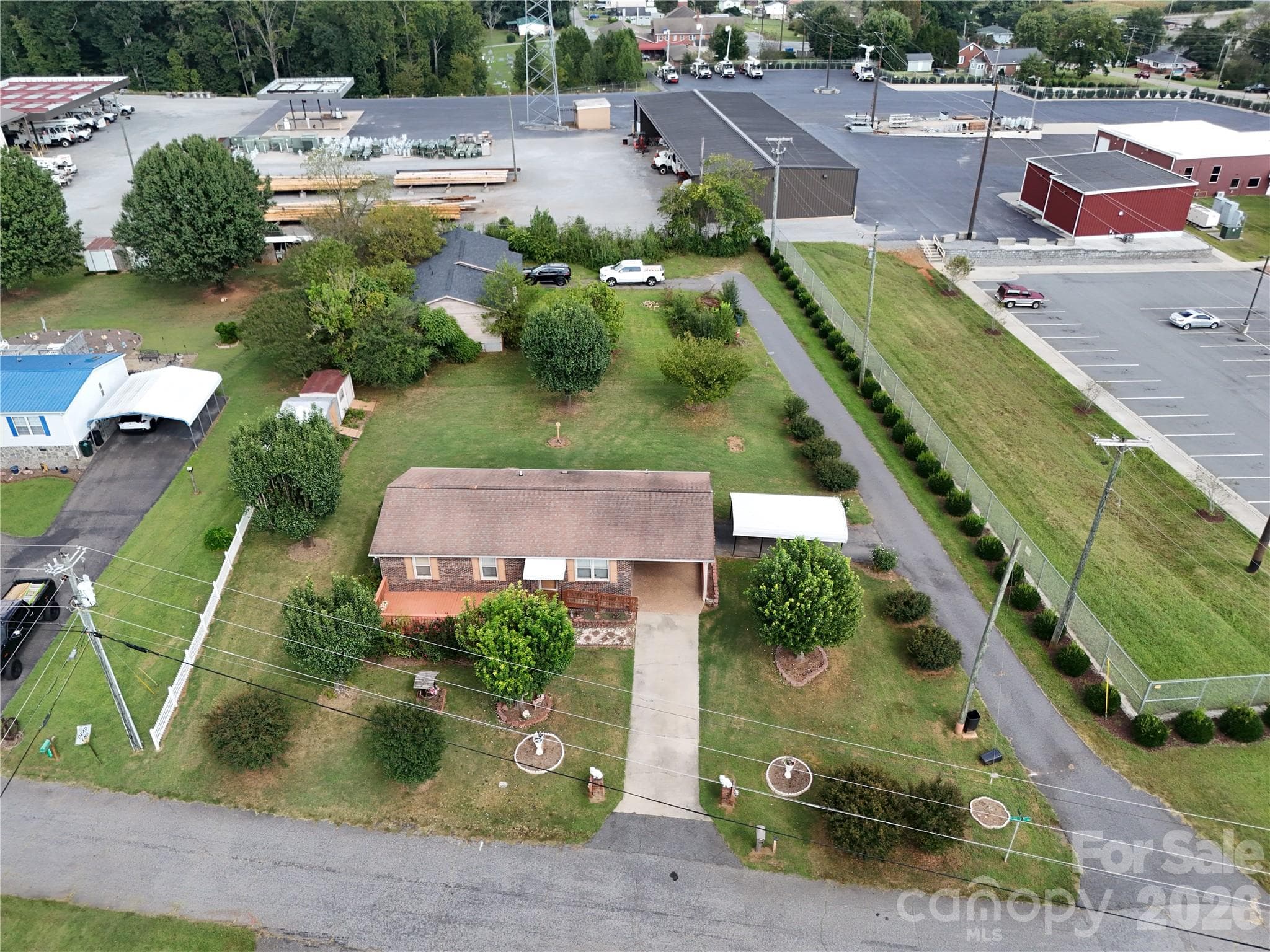 Single Family Residence at 108 Brittain Drive, Morganton, photo 9 of 29
