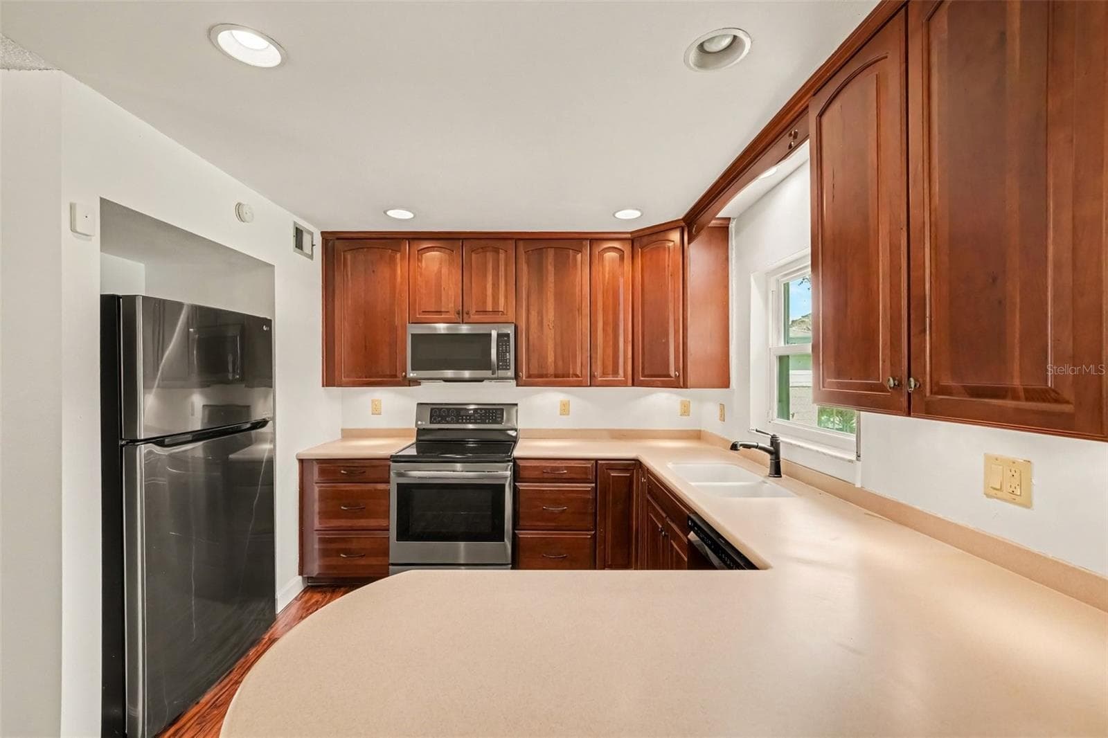 Single Family Residence at 1429 NOLTON WAY, ORLANDO, photo 11 of 30