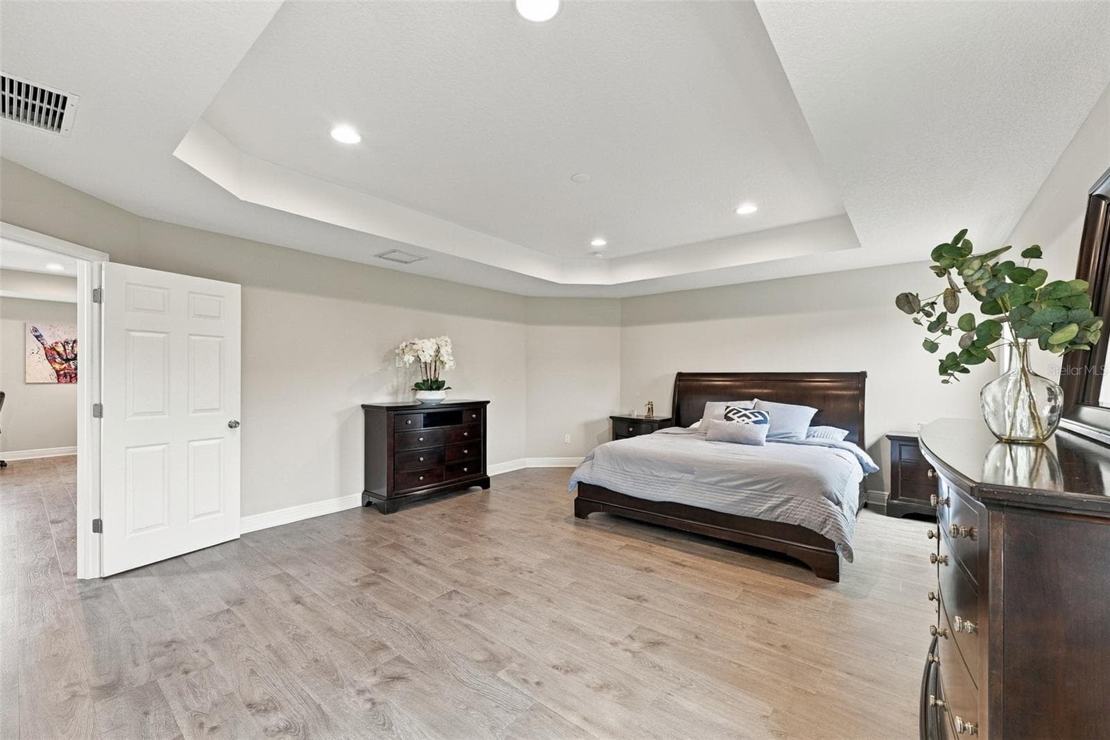 Single Family Residence at 31584 COLADA DRIFT WAY, WESLEY CHAPEL, photo 4 of 76