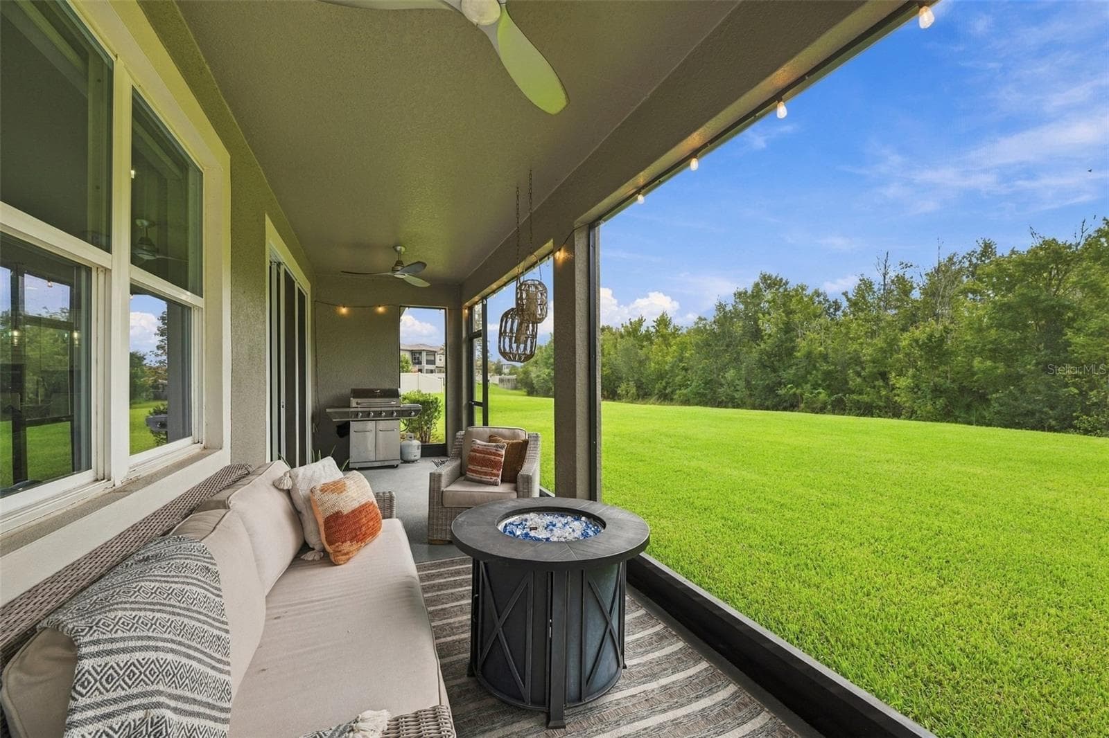 Single Family Residence at 31584 COLADA DRIFT WAY, WESLEY CHAPEL, photo 5 of 76