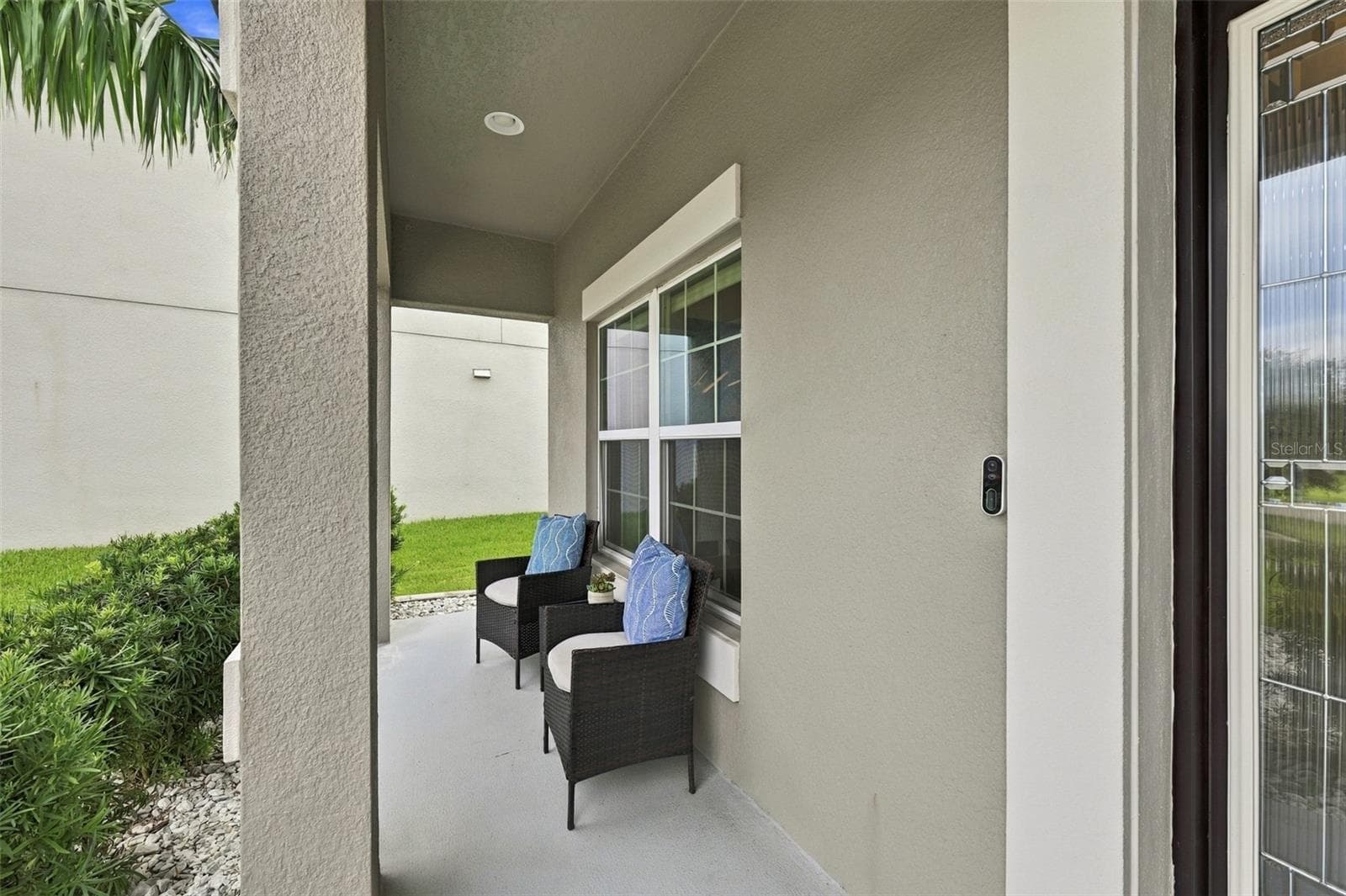 Single Family Residence at 31584 COLADA DRIFT WAY, WESLEY CHAPEL, photo 6 of 76
