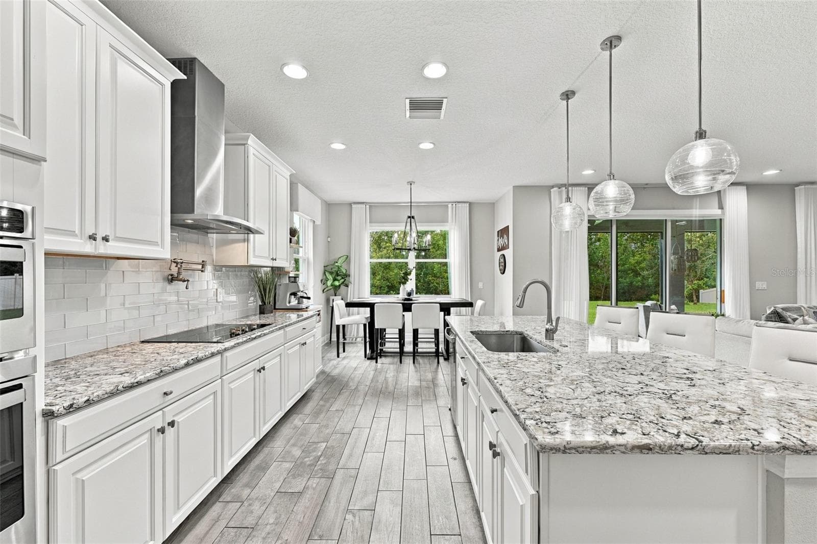 Single Family Residence at 31584 COLADA DRIFT WAY, WESLEY CHAPEL, photo 12 of 76