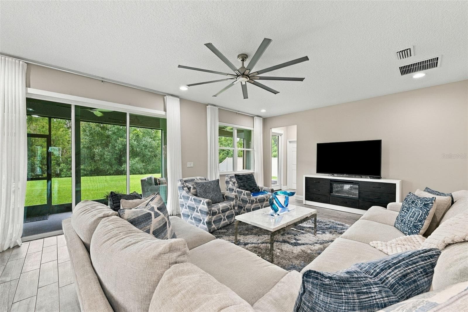 Single Family Residence at 31584 COLADA DRIFT WAY, WESLEY CHAPEL, photo 17 of 76