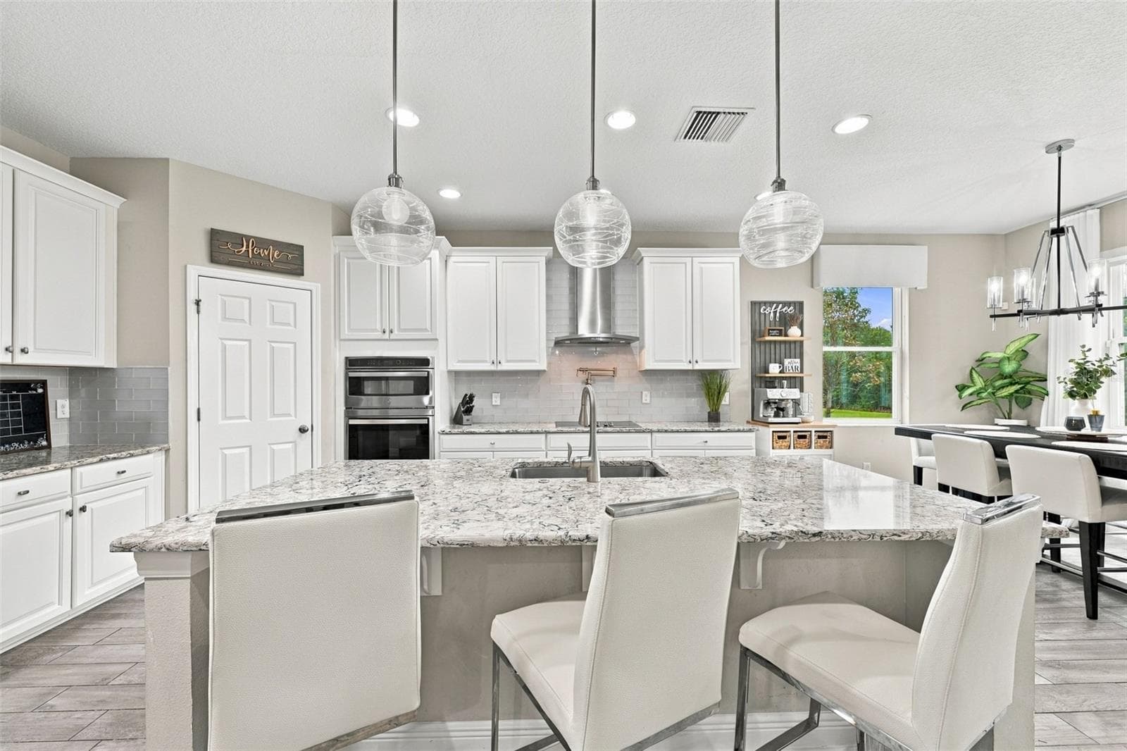 Single Family Residence at 31584 COLADA DRIFT WAY, WESLEY CHAPEL, photo 19 of 76