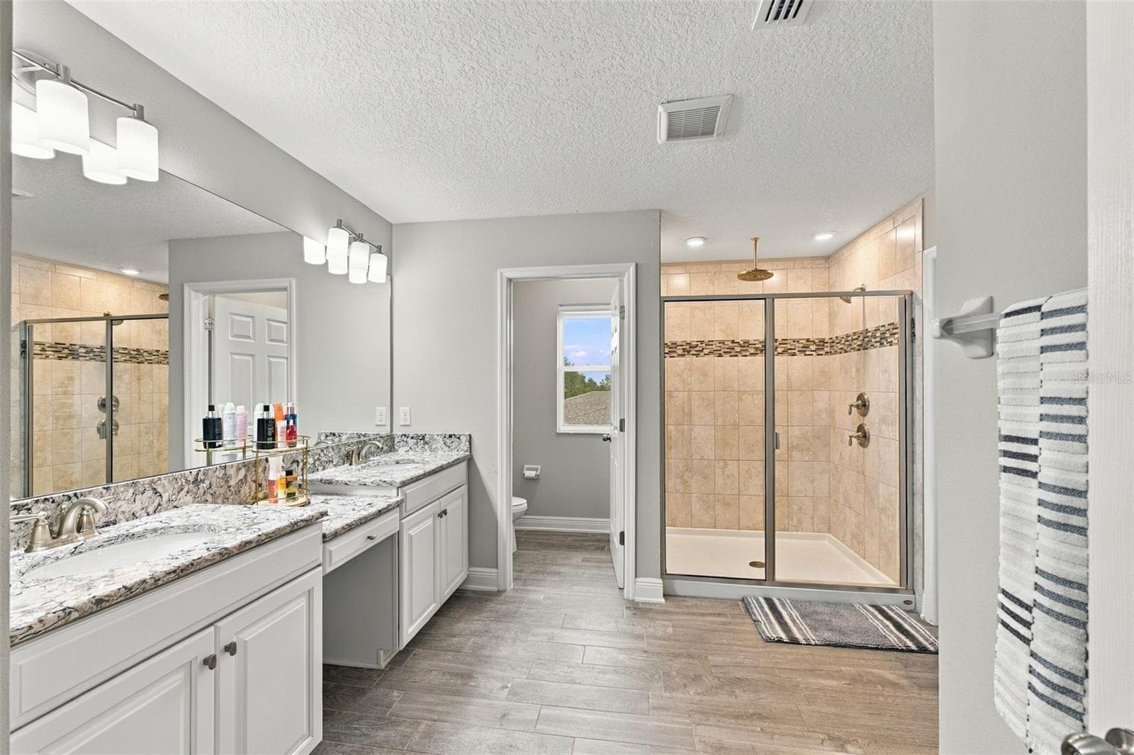 Single Family Residence at 31584 COLADA DRIFT WAY, WESLEY CHAPEL, photo 31 of 76