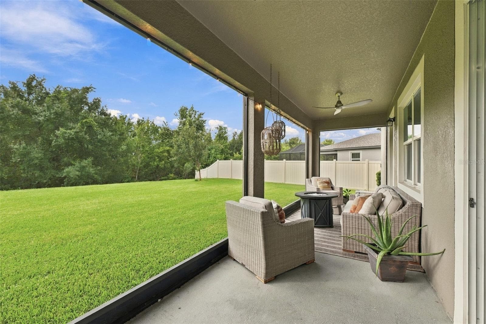 Single Family Residence at 31584 COLADA DRIFT WAY, WESLEY CHAPEL, photo 49 of 76
