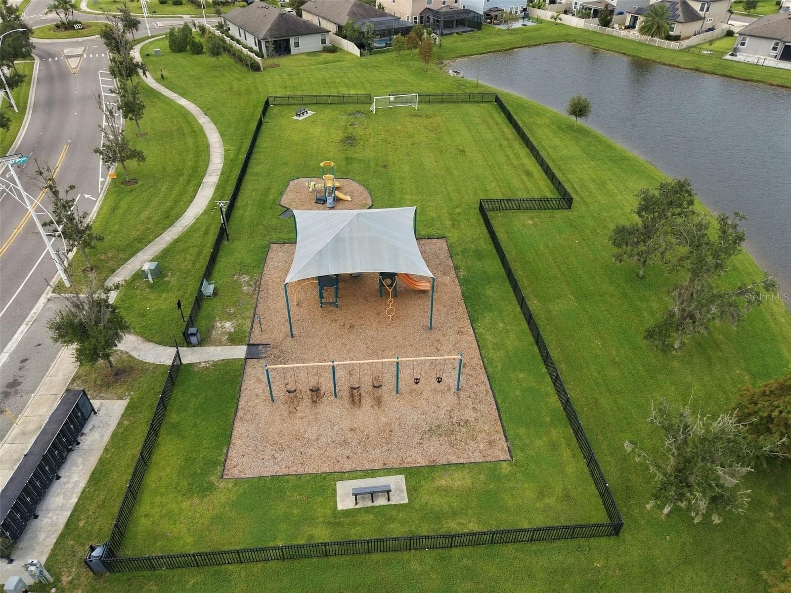 Single Family Residence at 31584 COLADA DRIFT WAY, WESLEY CHAPEL, photo 67 of 76