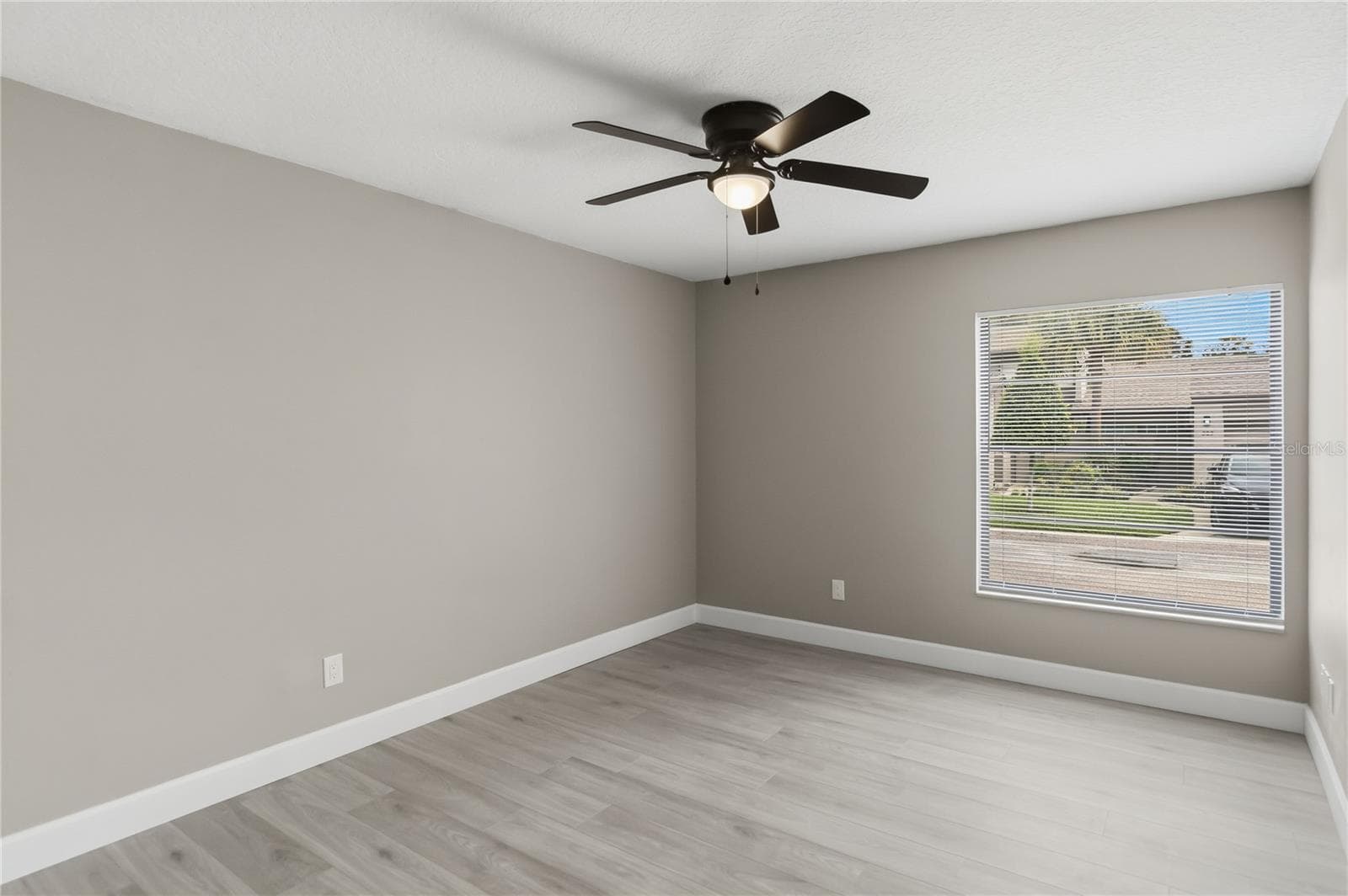 Townhouse at 419 MEADOWOOD BLVD, FERN PARK, photo 22 of 45